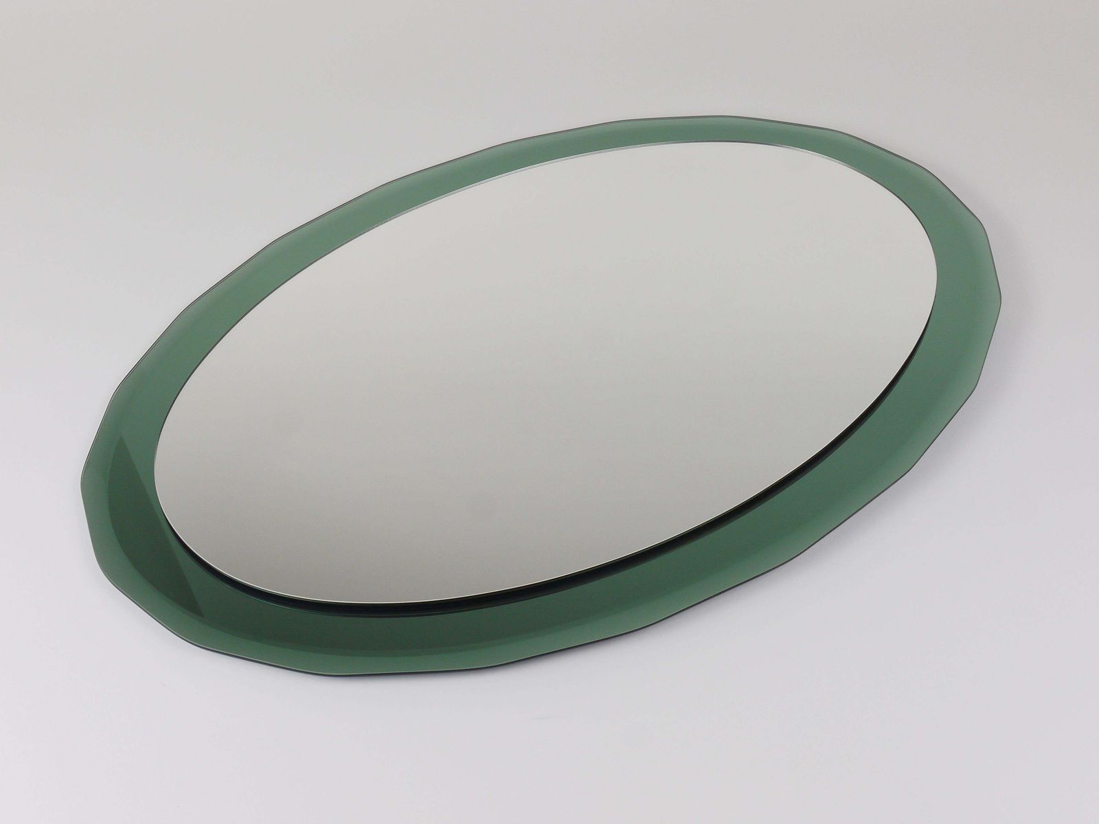 Cristal Arte Oval Green Grey Mid Century Scalloped Wall Mirror, Italy, 1960s photo vinterior