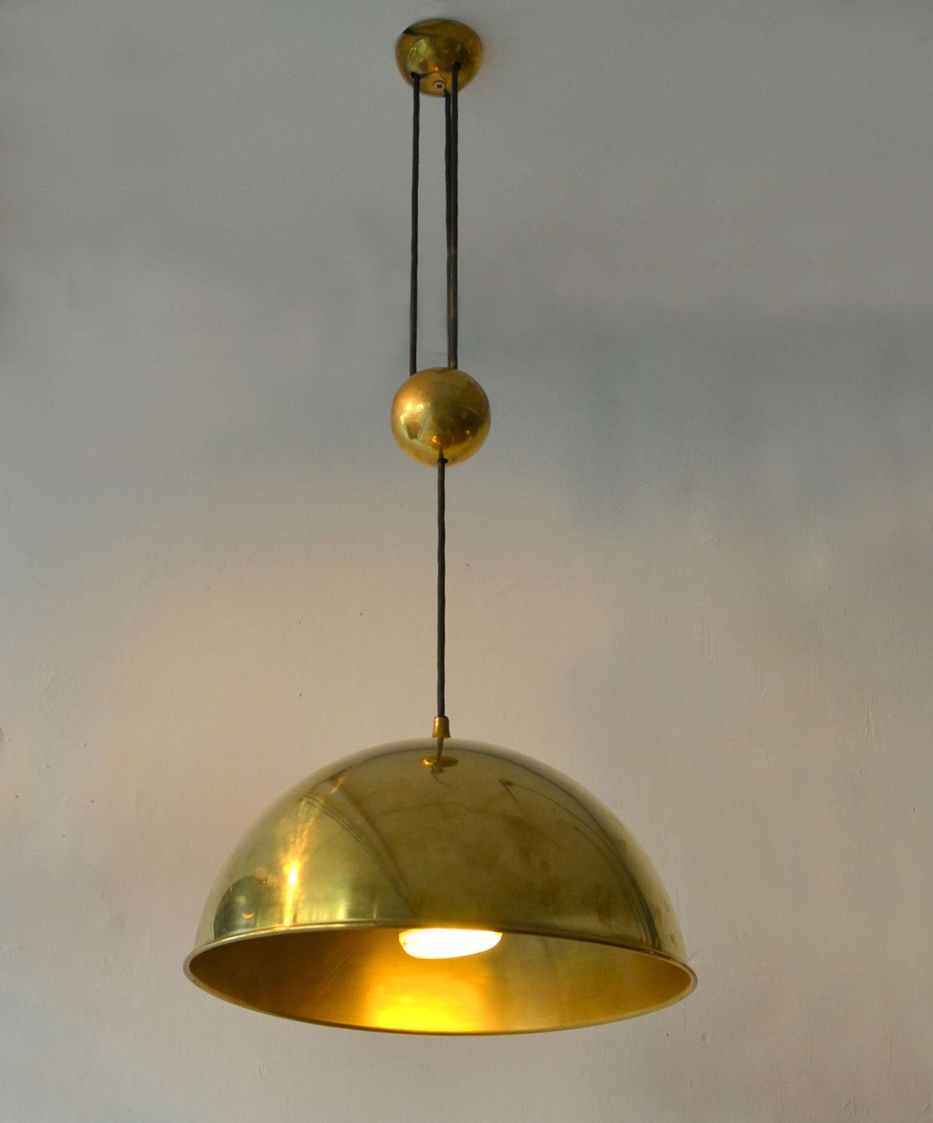 Counterbalance Brass Pendant 'Posa' By F. Schulz photo furniture
