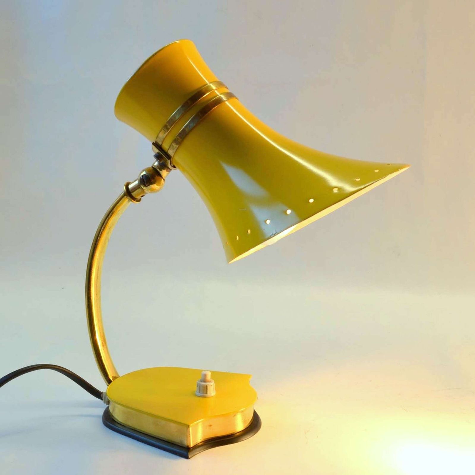 1400.0 Original Pair Stilnovo Table Lamps 1960s Italian Red & Yellow & Brass photo