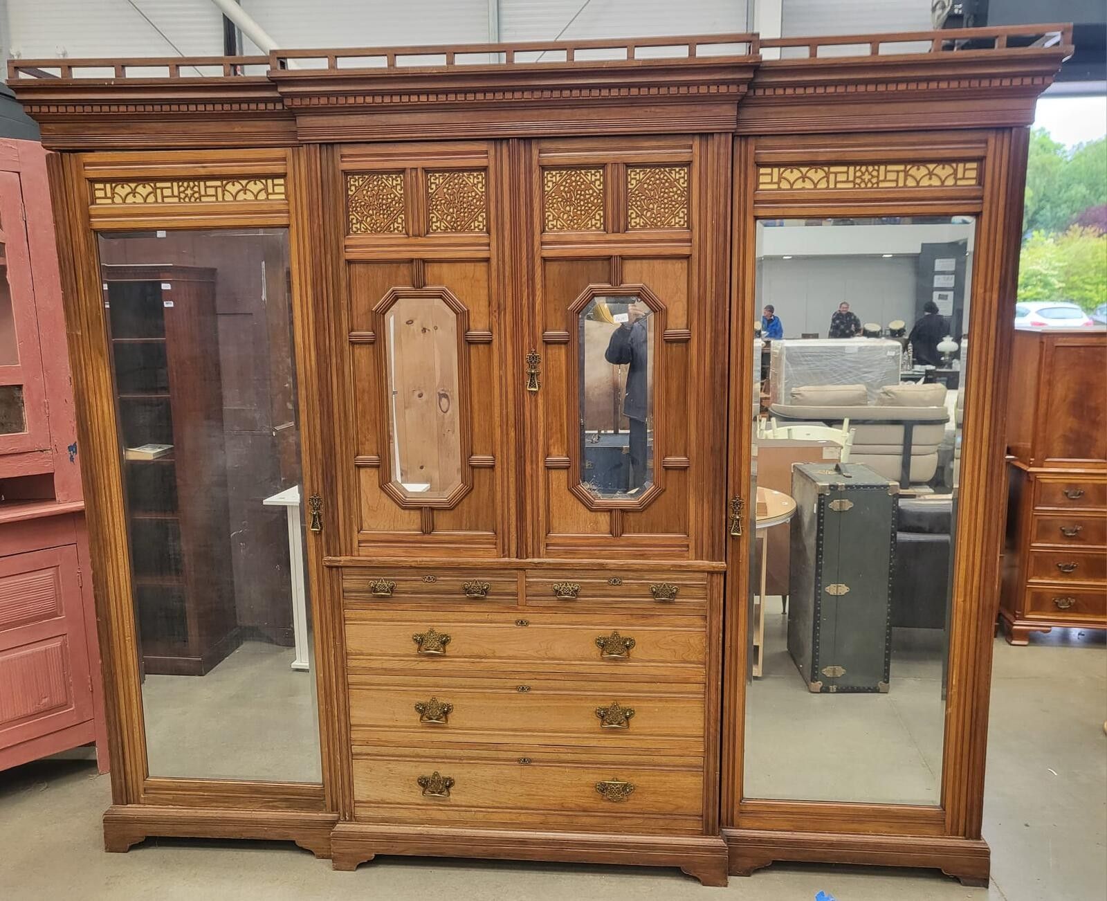 Large Breakdown Antique Victorian Triple Compactum Wardrobe