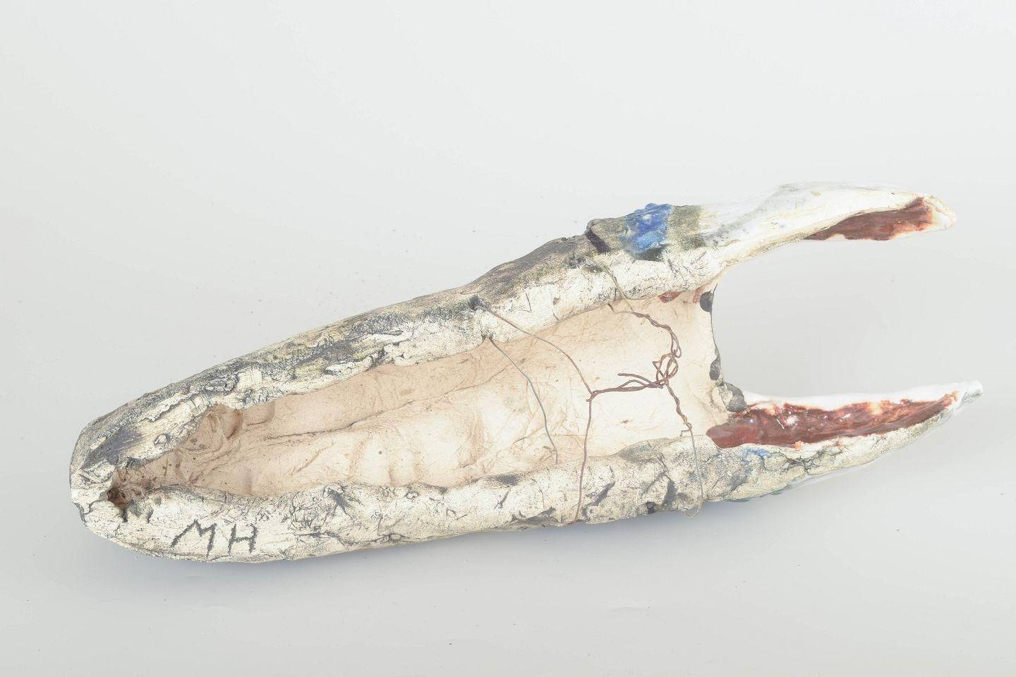 Europees studiopottenmaker. Uniek steengoed sculptuur met hoornaardige vorm. Jaren 1970 photo Kunst