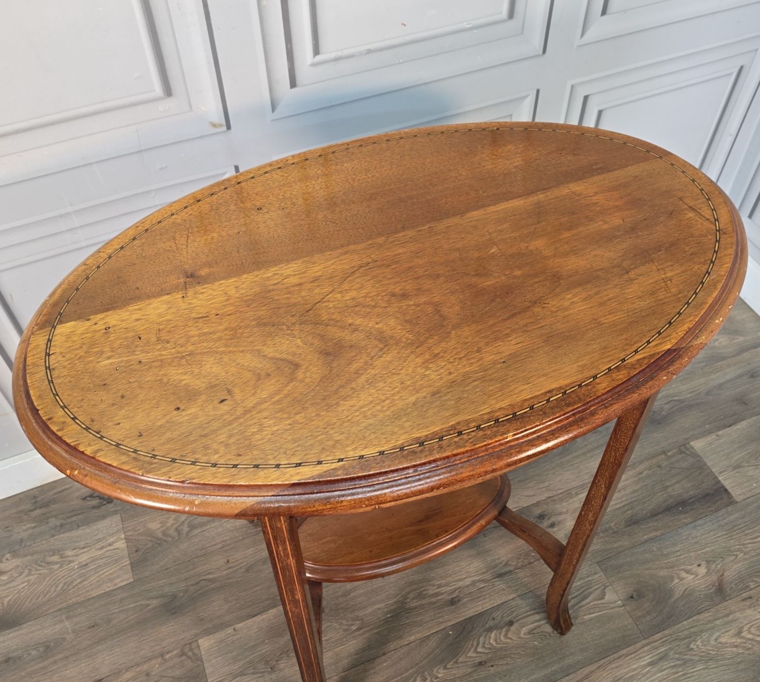 photo vintage Antique Oval Occasional Table Mahogany Solid Wooden Inlaid Lamp Hall Edwardian