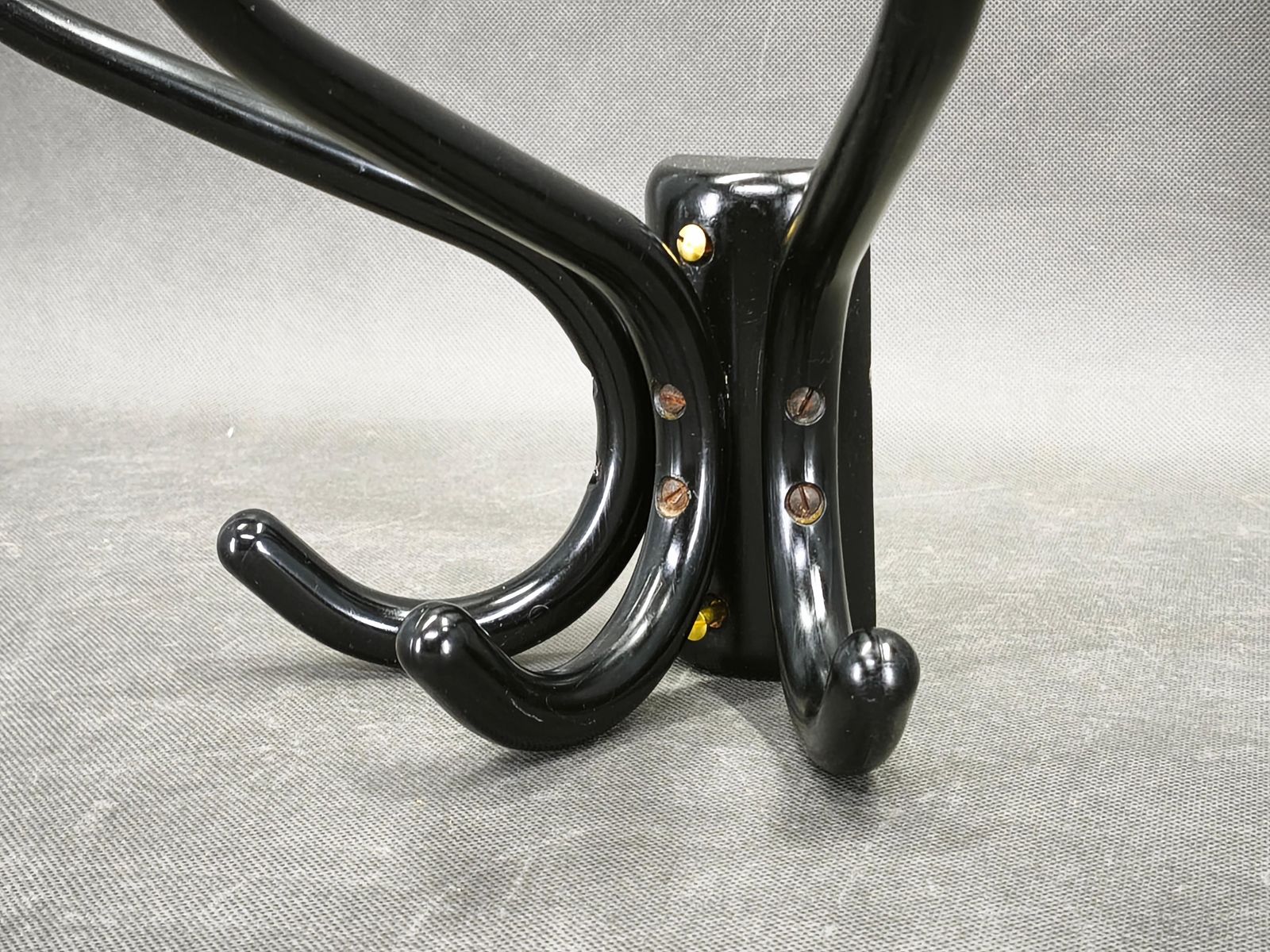 Pair Of Bentwood Wall Hooks, Czechoslovakia, 1940s–1950s photo vinterior