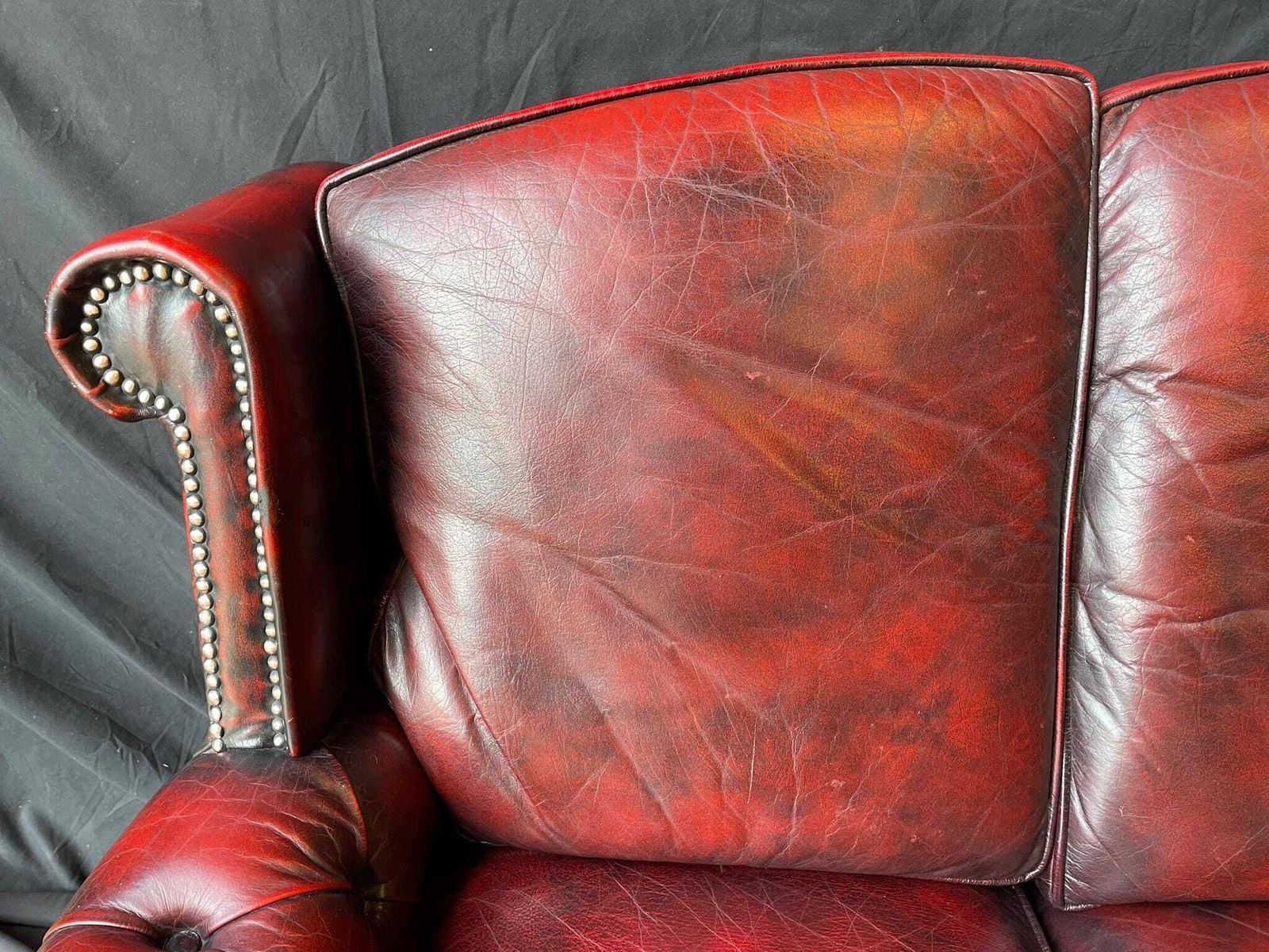 Vintage Oxblood Leather Sofa | Chesterfield Style Three Seater | Traditional Club Sofa photo vinterior