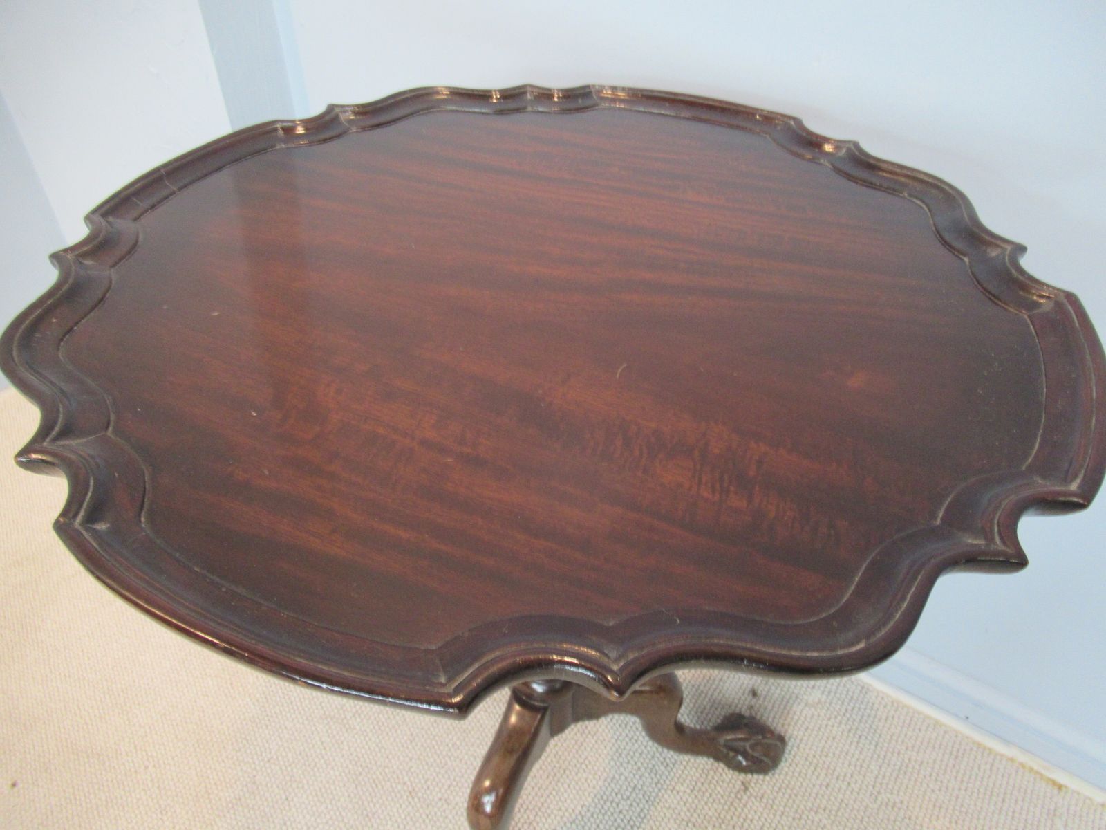 Mahogany  Wine Or Lamp  Table  In The Antique Style photo Furniture