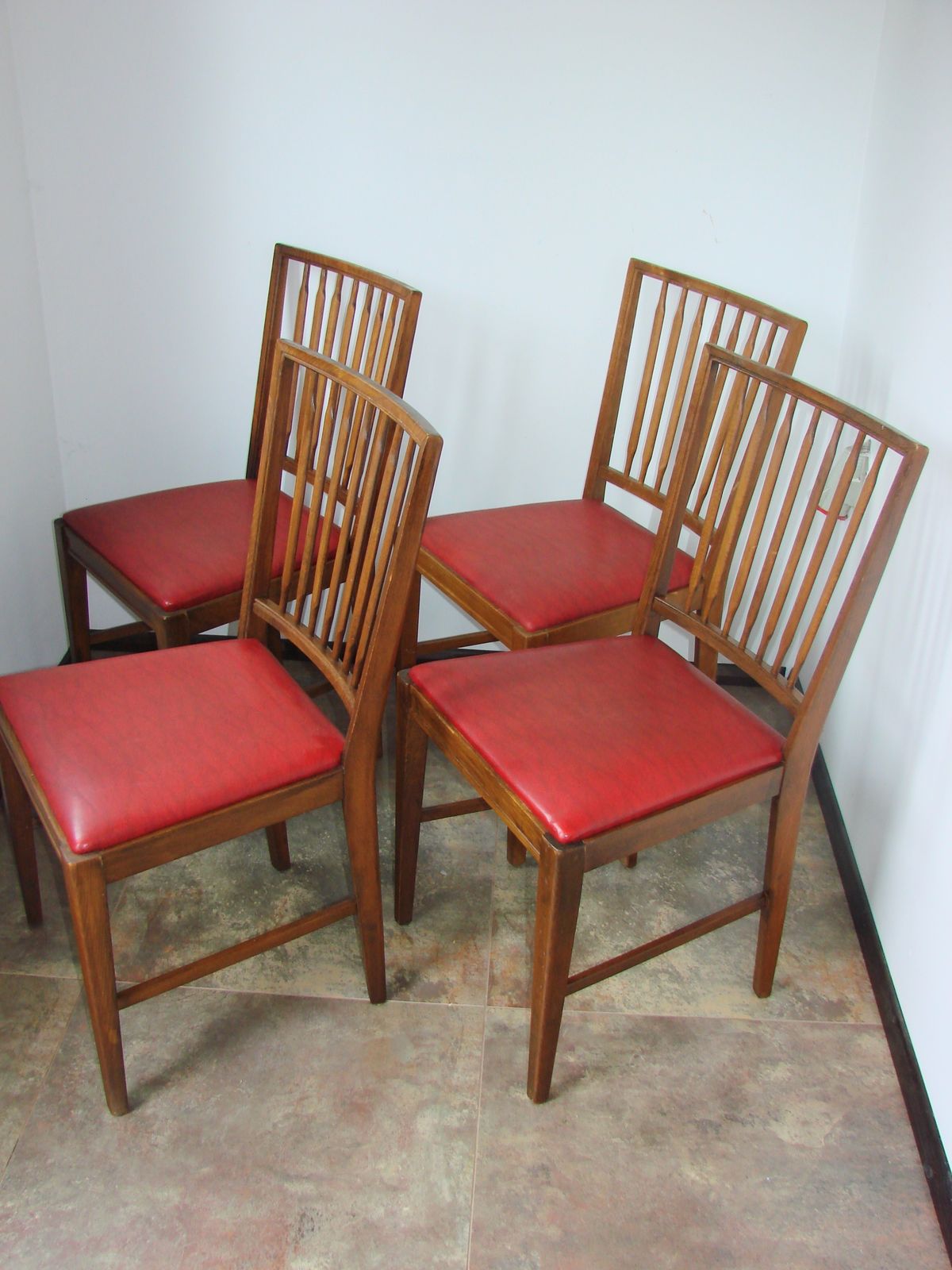 Set van 4 Moder stoelen, ca. jaren 1960 – eiken en kunstleer, vintage photo Meubels