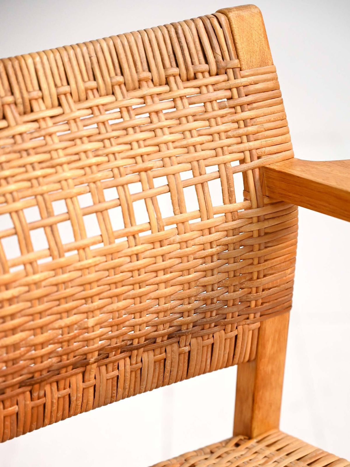 Furniture “Bm62” Chairs By Børge Mogensen Lauritsen 1950s photo
