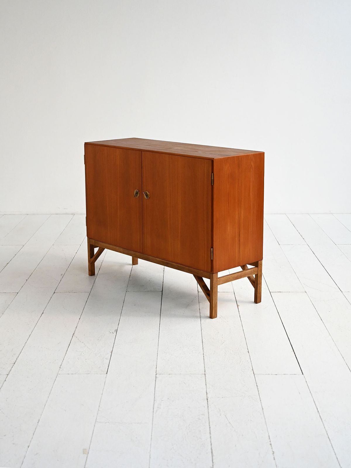 Deens dressoir model "232" van Børge Mogensen voor FDB, ca. jaren 1960 photo 4160.0