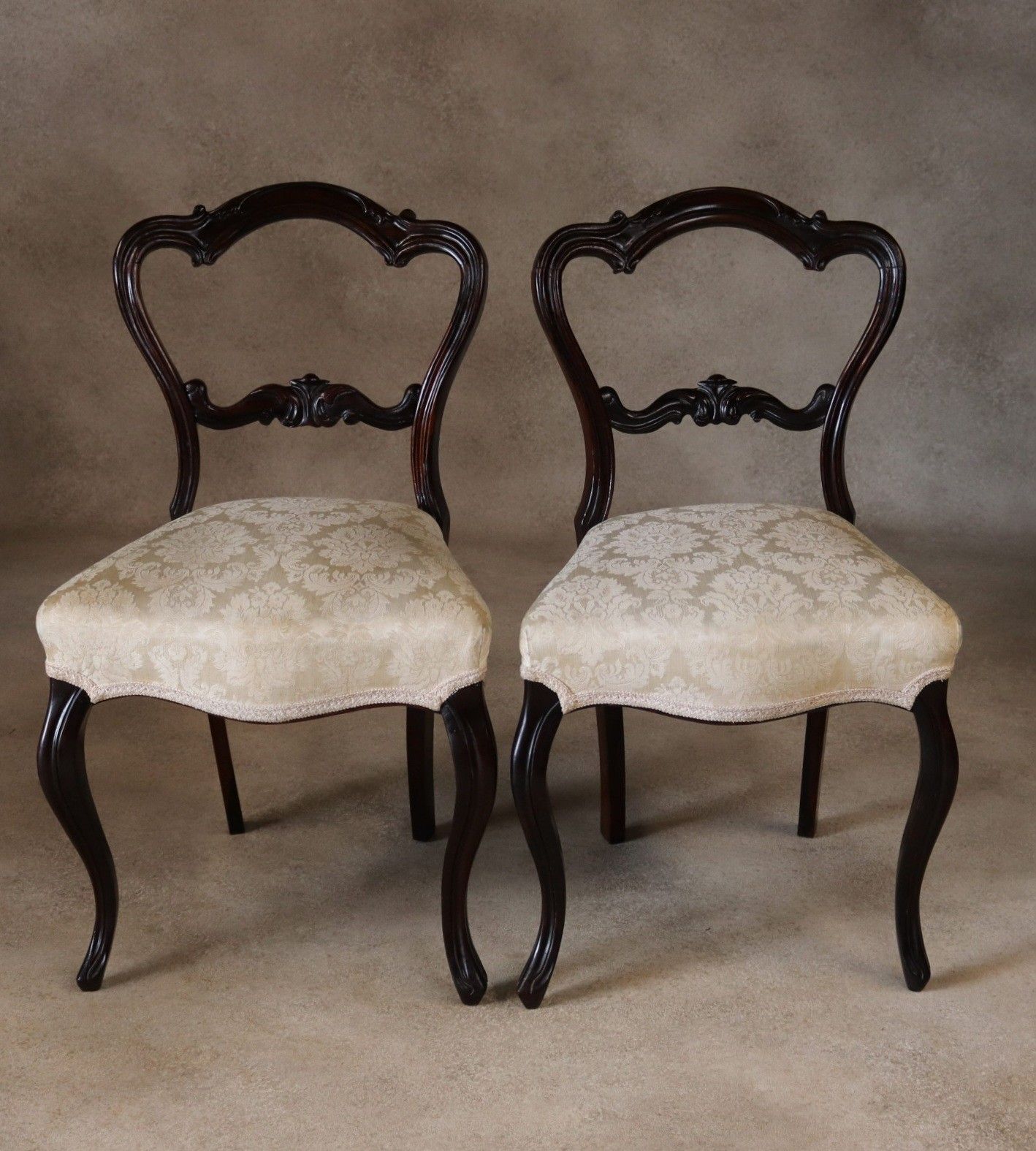 Set Of 4 Antique Victorian Rosewood Balloon Back Dining Chairs photo for sale