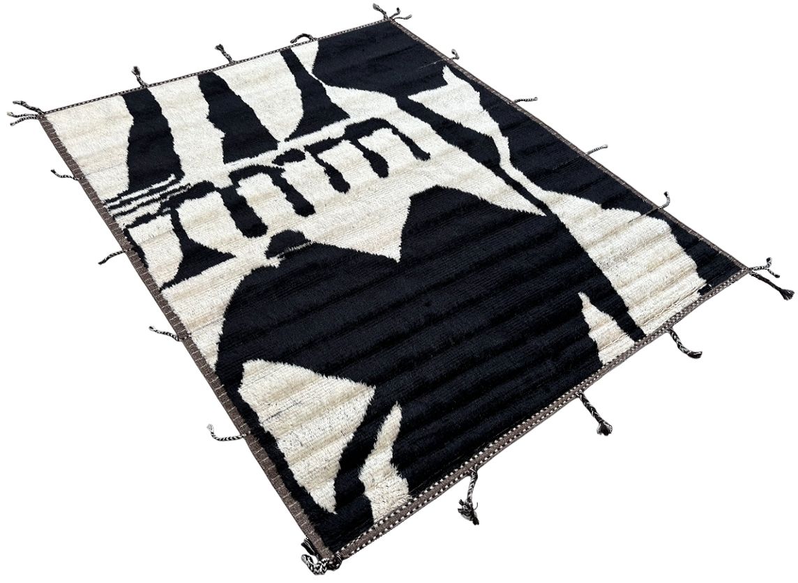 245x305 Cm Hand Knotted Beni Ourain Rug. Vintage Moroccan Carpet Made Of Black And Beige Wool. 8x10 Ft photo Textiles