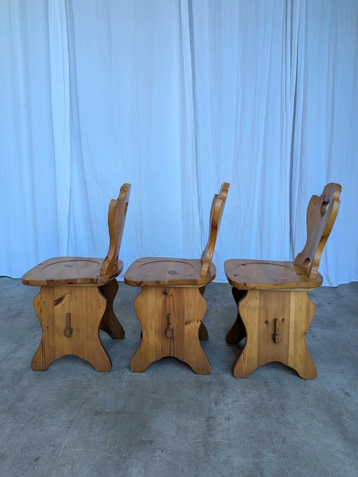 Set Of 3 Vintage Tyrolean Wooden Chairs / Heart Cut Out Backrest Farmhouse Chair photo Furniture