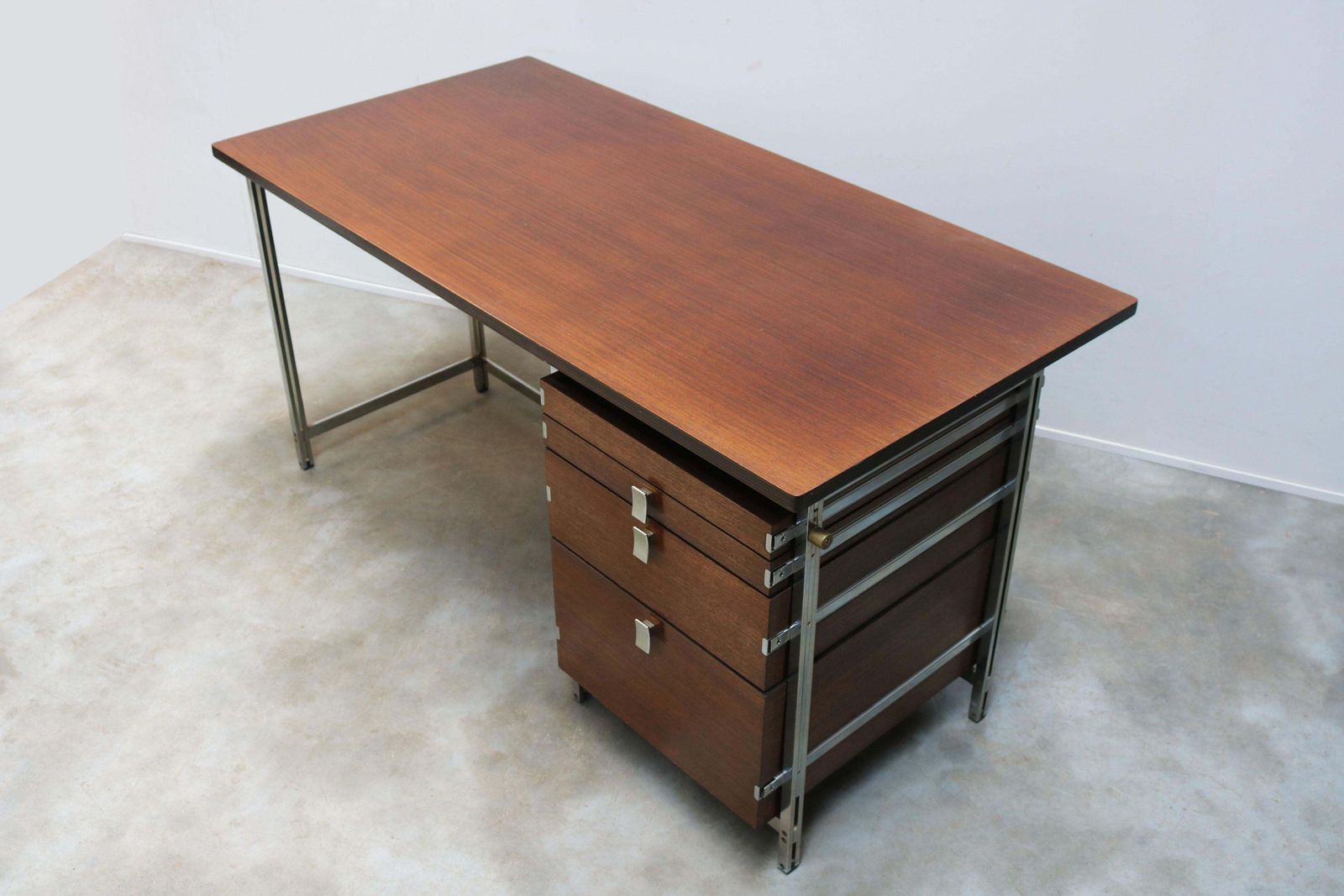 Rare Mutenyé Wood Design Desk By Jules Wabbes For Mobilier Universel 1960 photo for sale