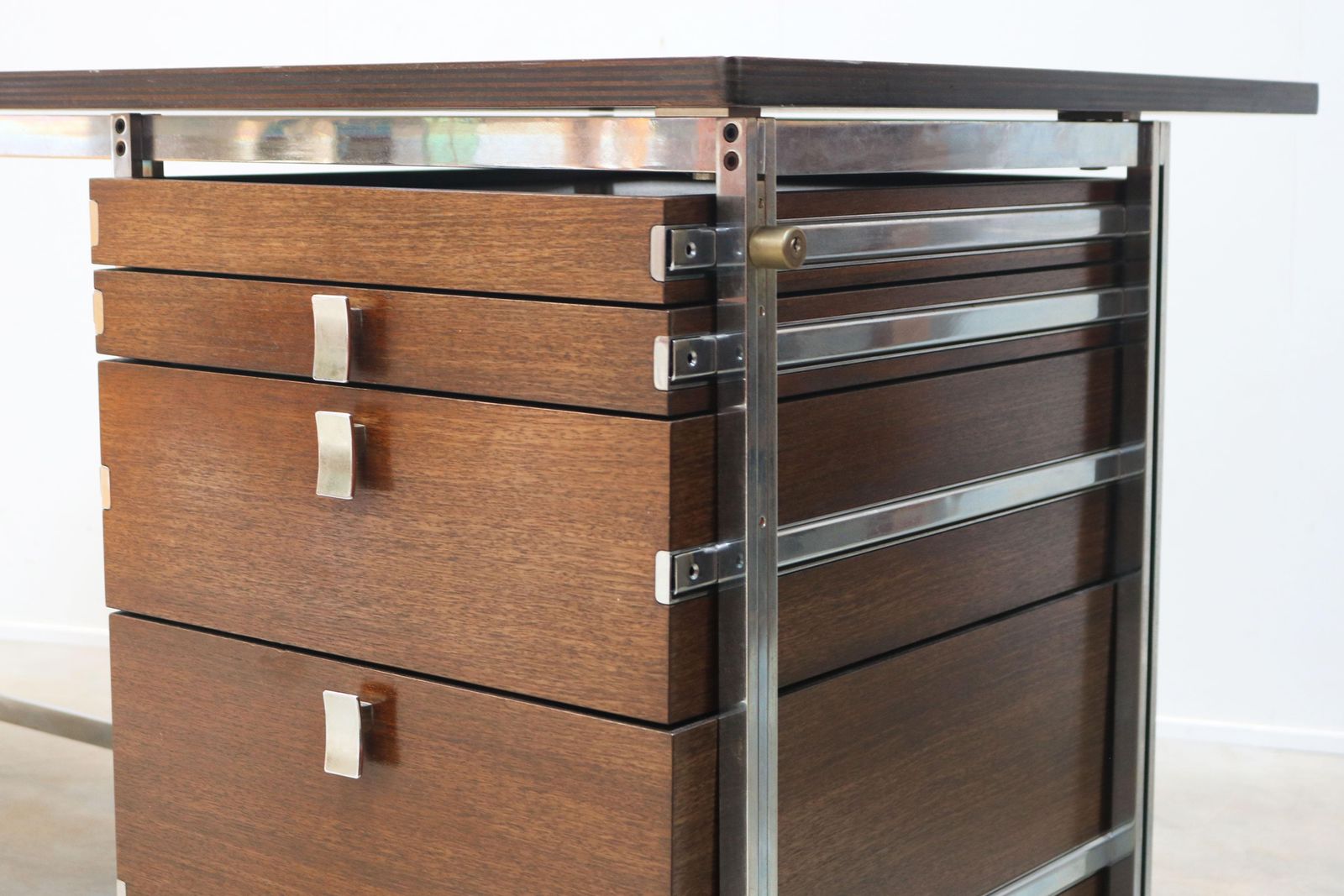 photo vinterior Rare Mutenyé Wood Design Desk By Jules Wabbes For Mobilier Universel 1960