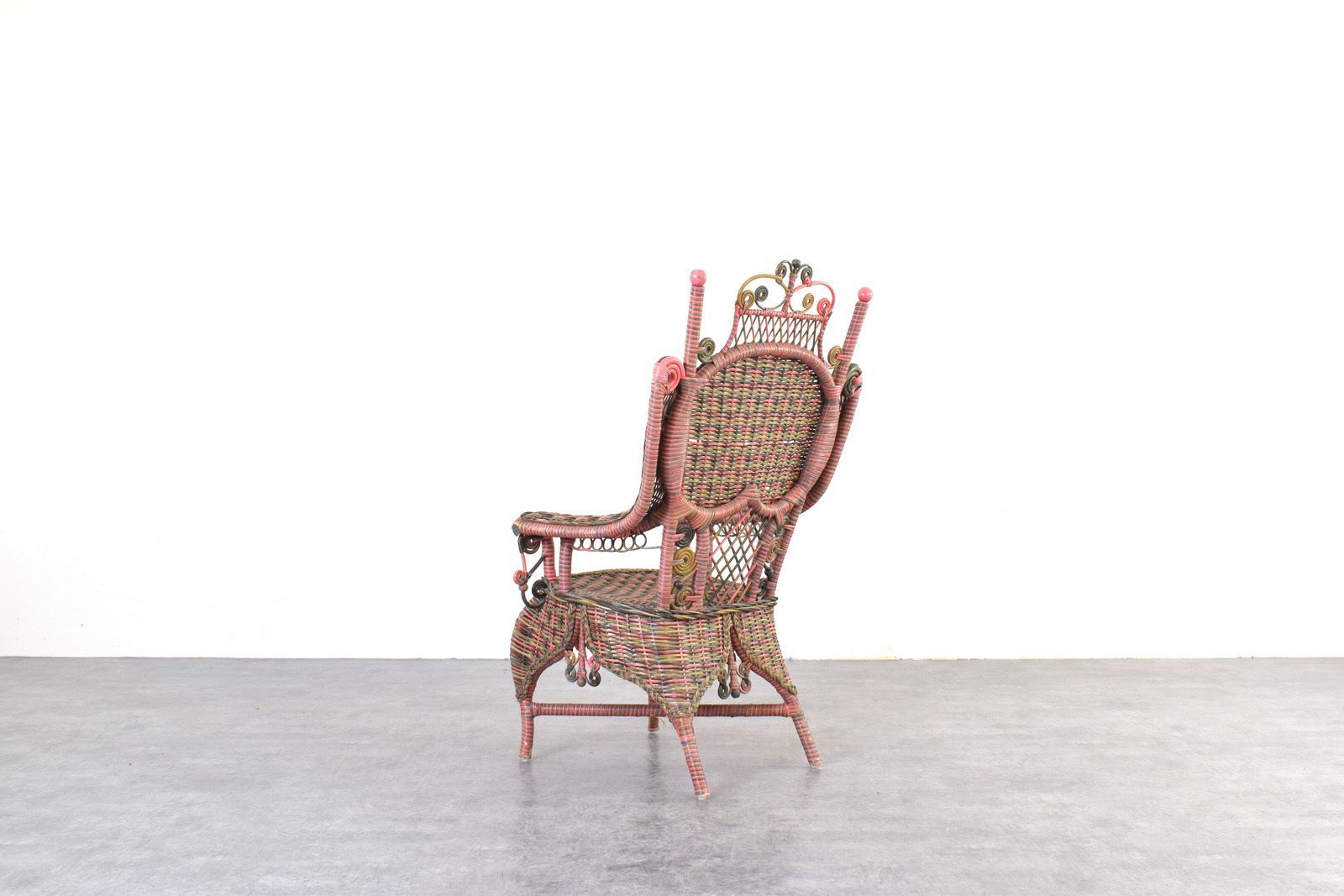 American Victorian Wicker Armchair From Heywood Wakefield, 1910s. photo vinterior
