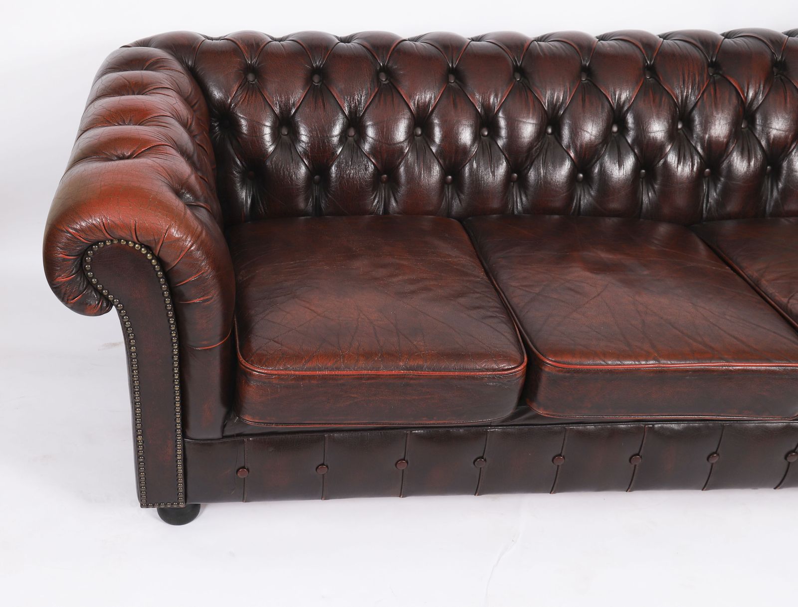 Furniture Vintage English Button Back Leather Chesterfield Sofa Mid 20th Century photo