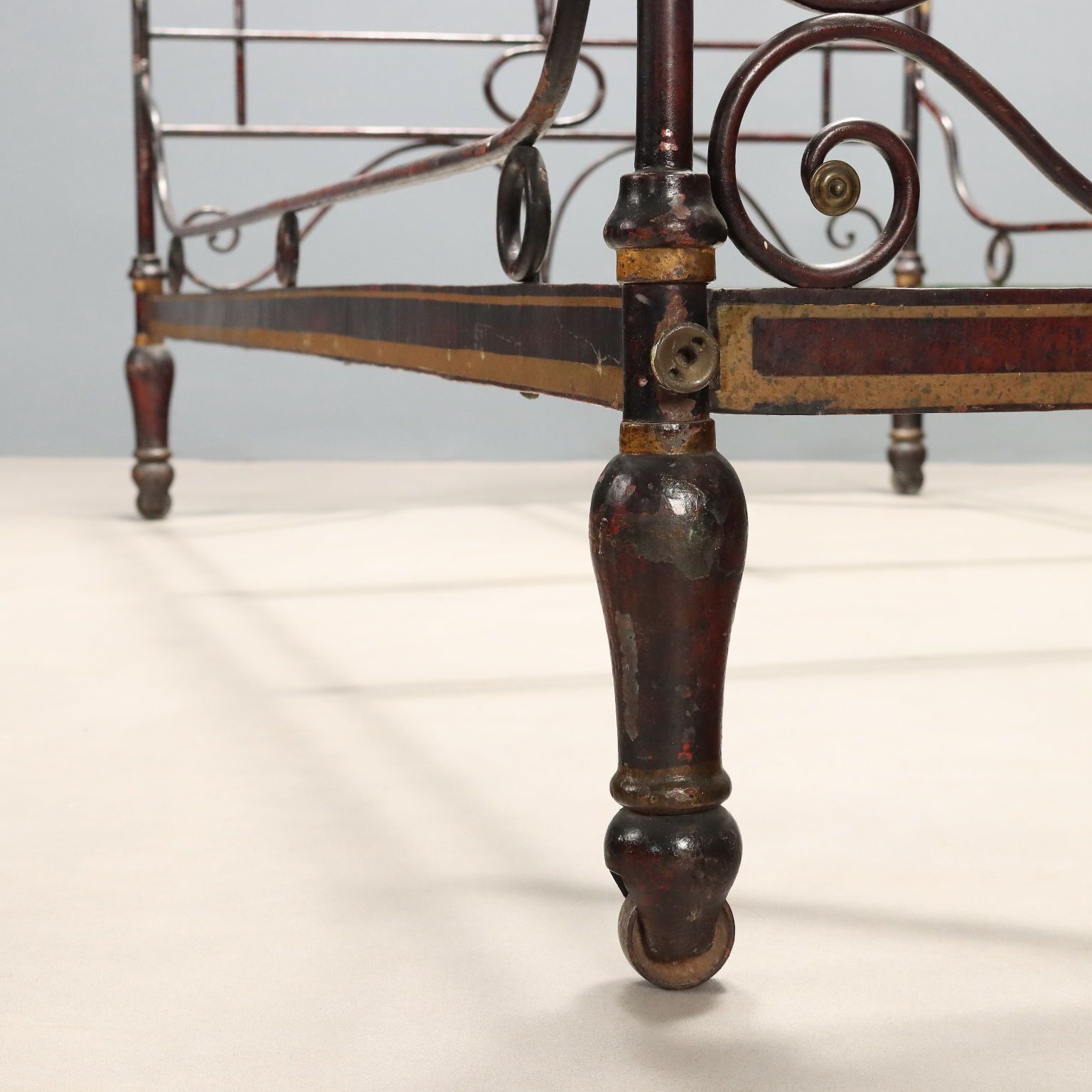 1140.0 Antique Restoration Bed Second Quarter XIX Century Bronze Iron photo