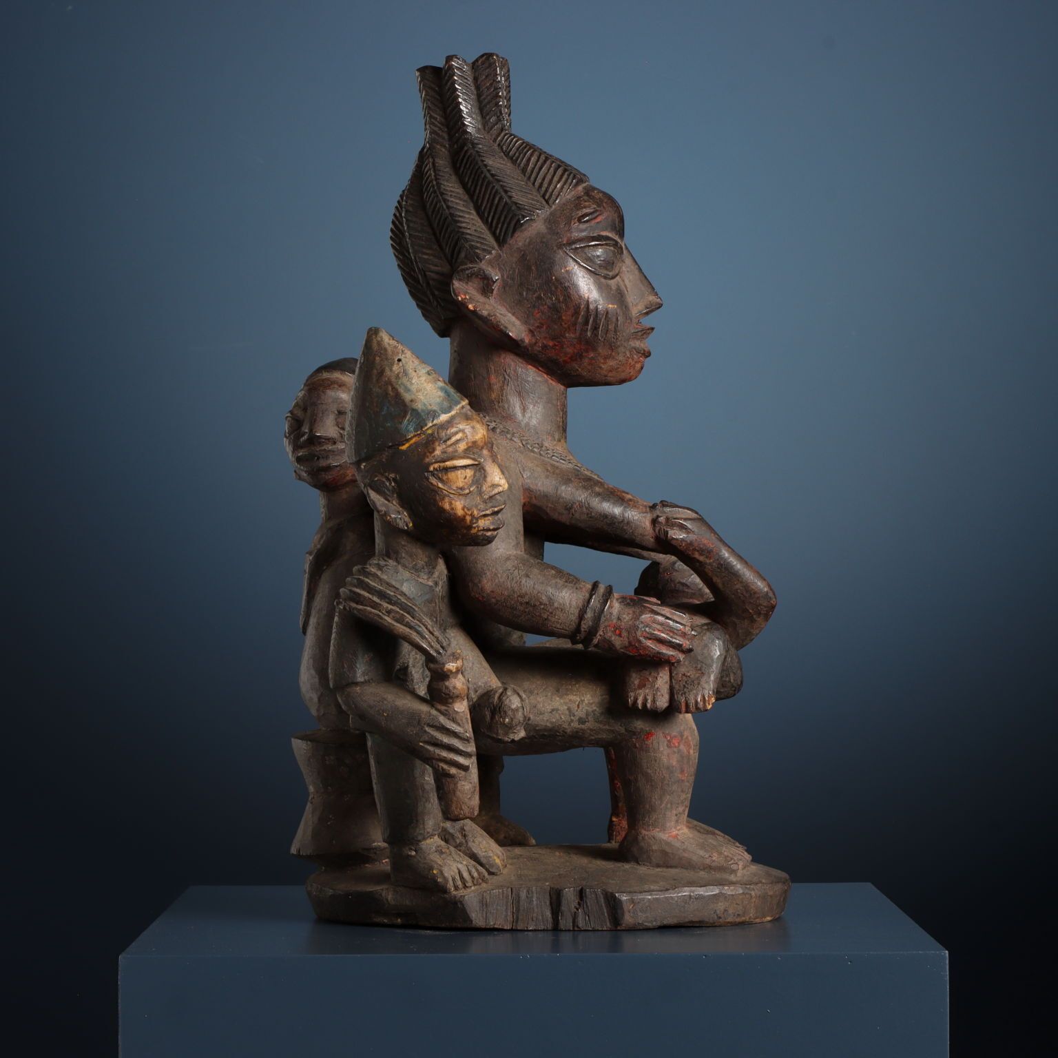 Maternità In Legno, Arte Yoruba photo for sale