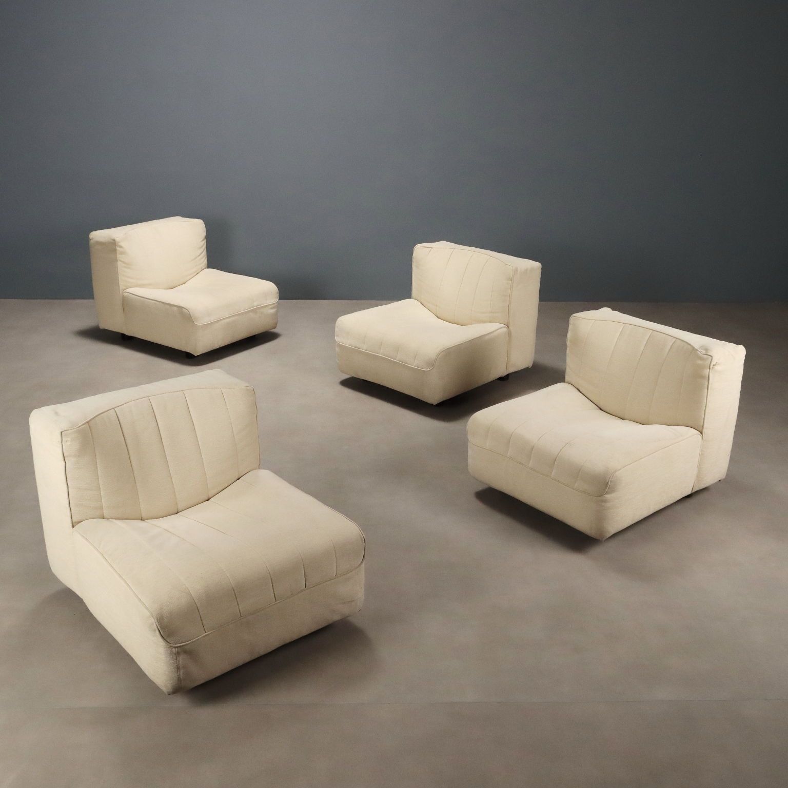 Vintage Arflex 9000 fauteuils, stof, ontwerp Tito Agnoli, jaren 1970