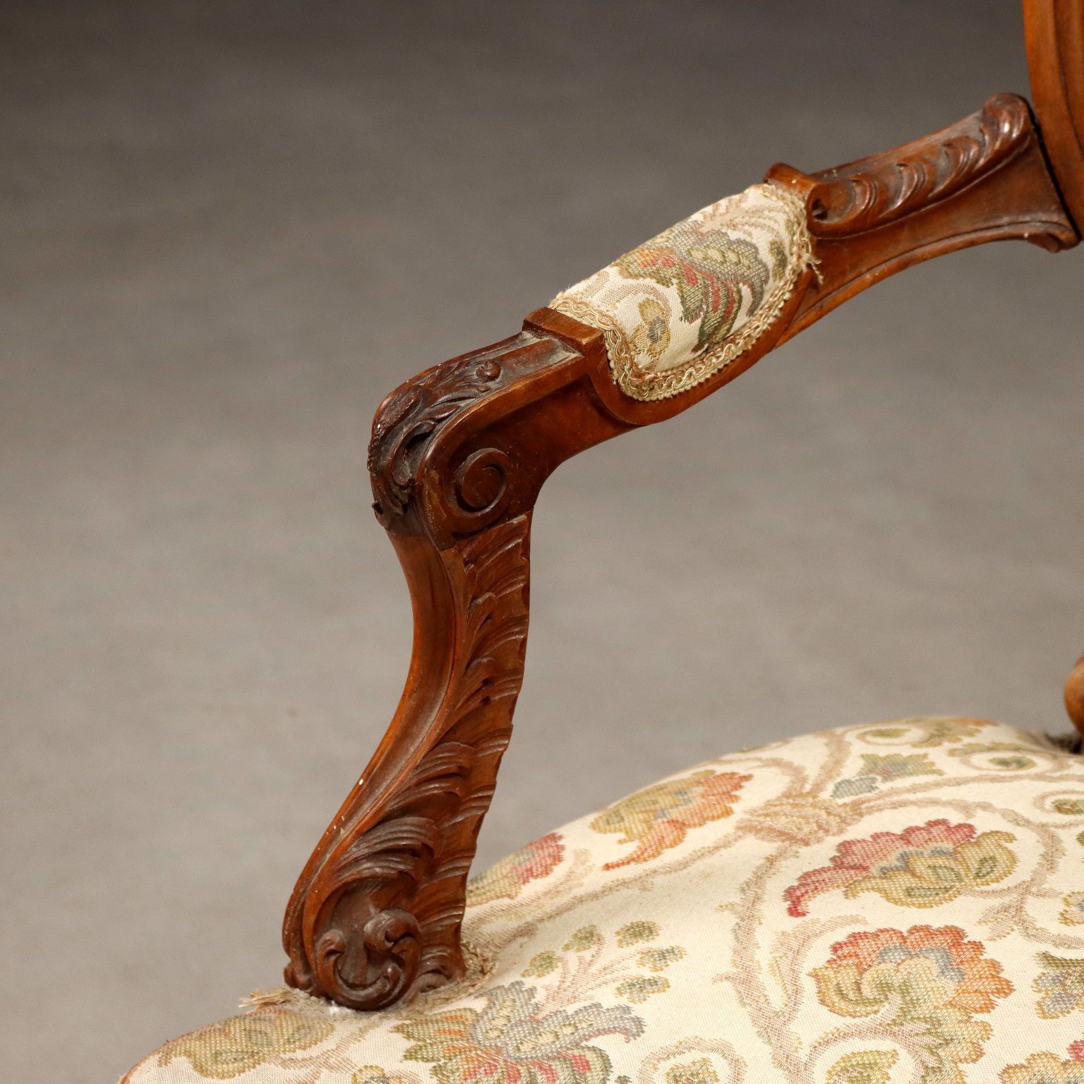 Sofa Baroque Style Walnut Carvings Italy XIX Century photo 770.0