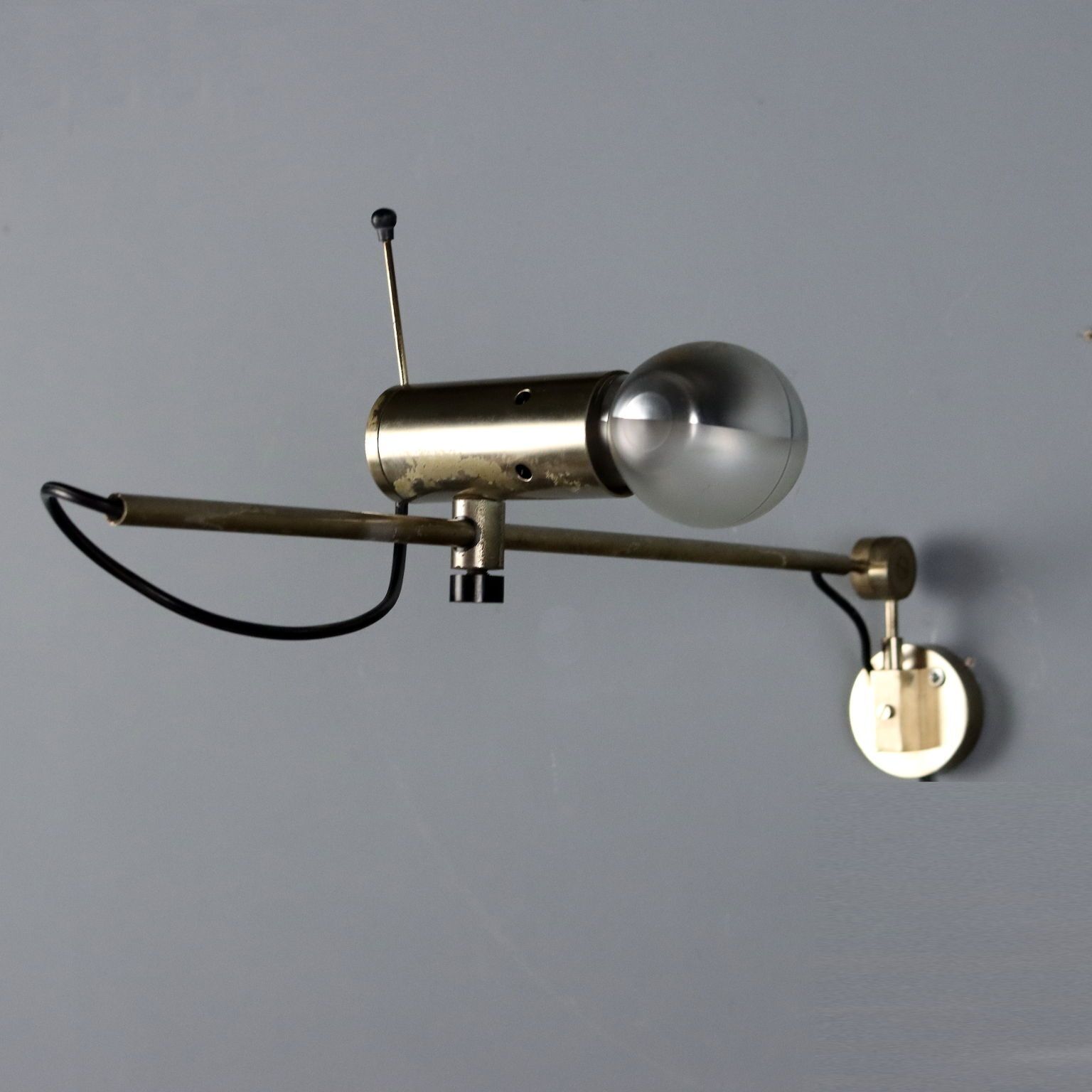 Oluce 194 Lampen Design Tito Agnoli Geanodiseerd Aluminium jaren 1950 photo vinterior