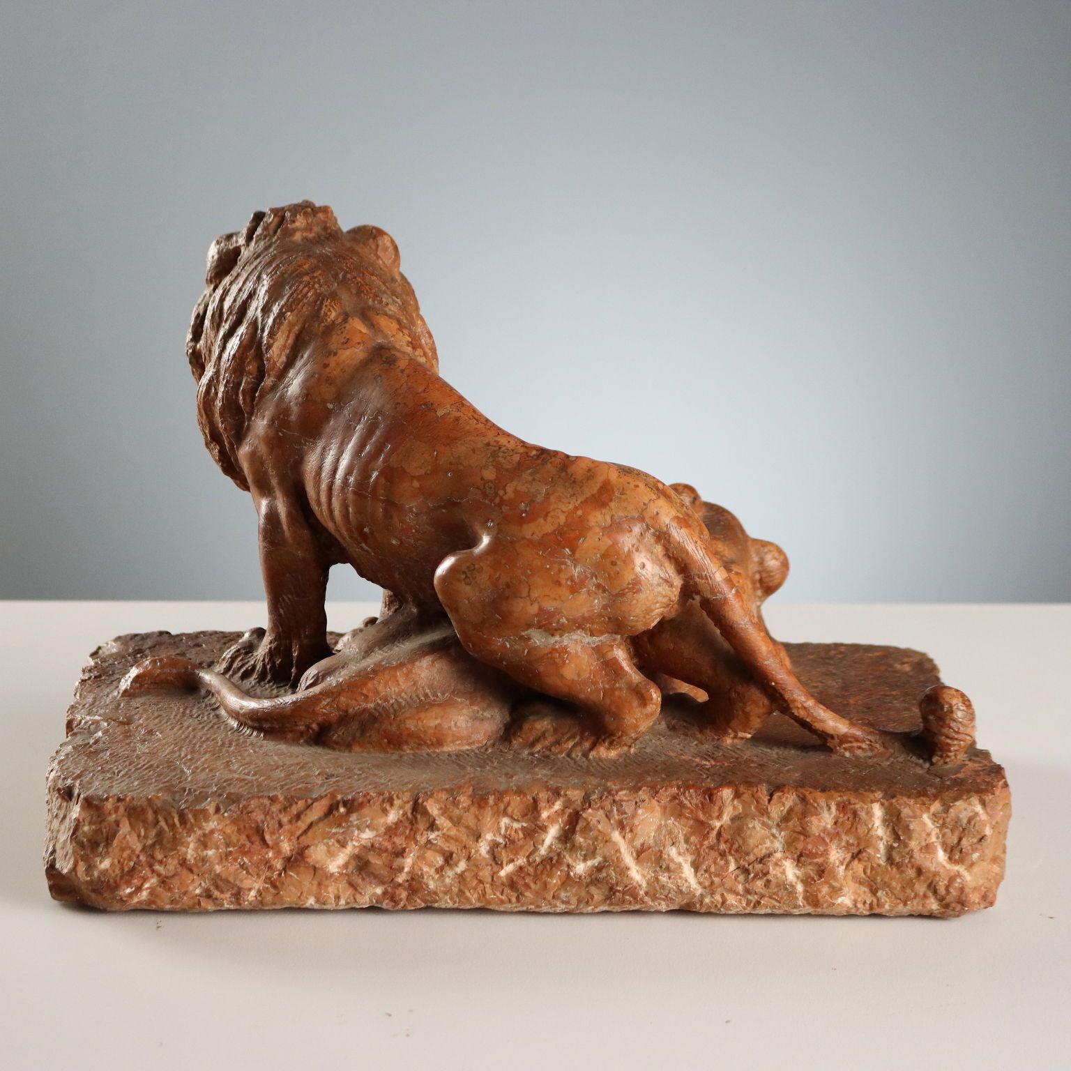 Antiek sculptuur marmeren leeuwen Italië XX eeuw photo vintage
