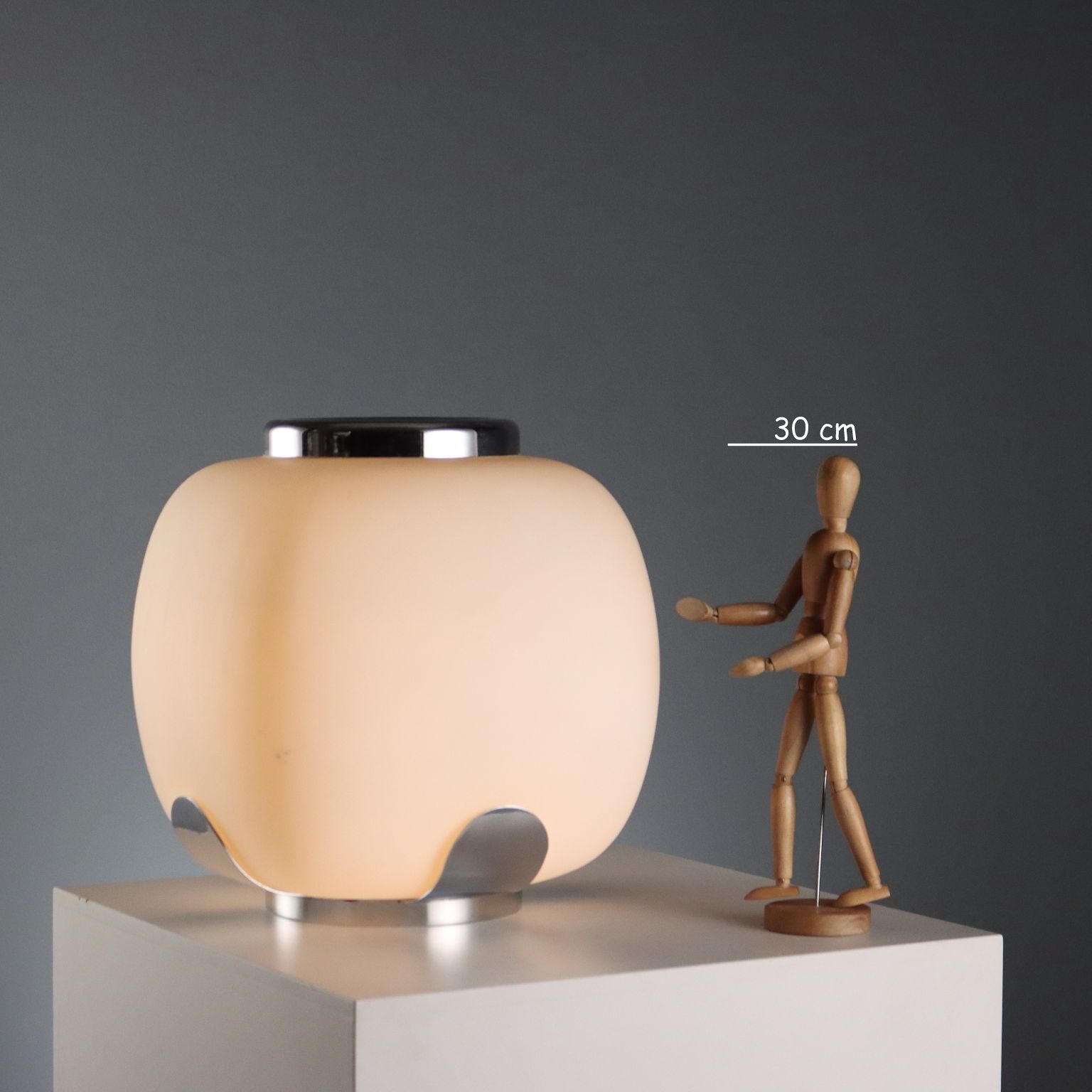 Lampe de table vintage en verre et métal chromé, design italien, années 1960 photo for sale