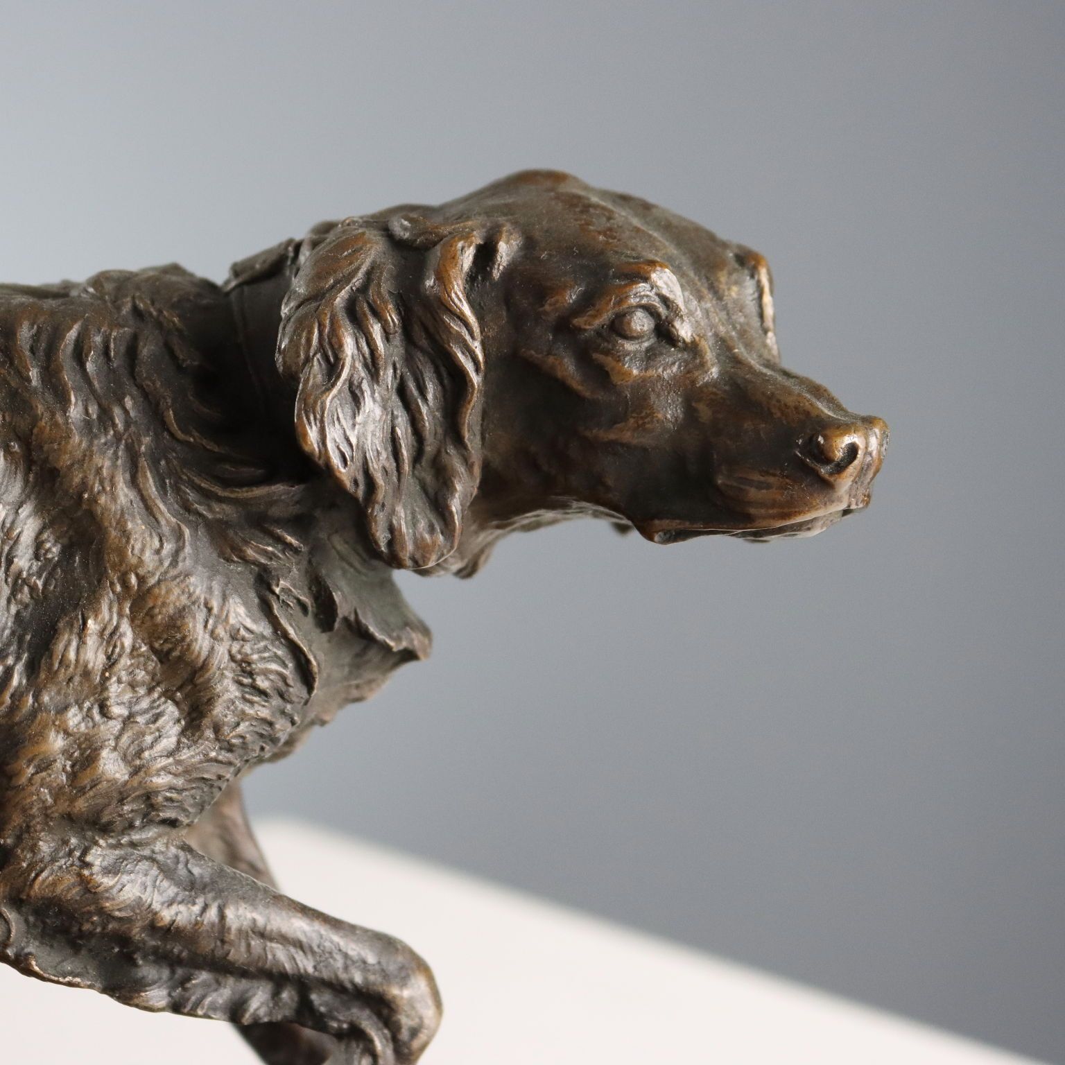 Sculpture en bronze d'un chien de chasse debout, par Pierre Jules Mène, XIXe siècle photo for sale