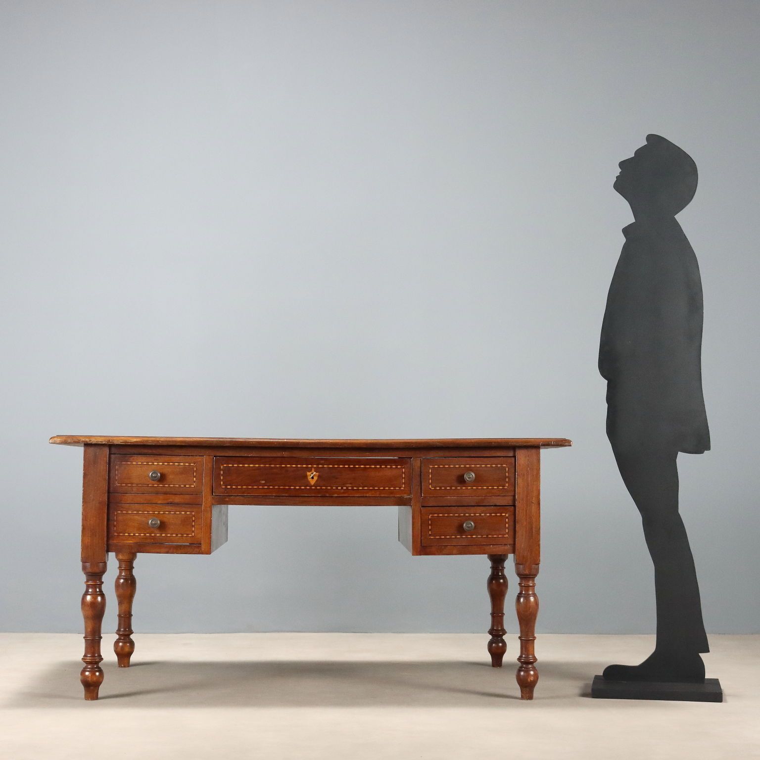 Antique Writing Desk Walnut Woods Italy XX Century photo for sale