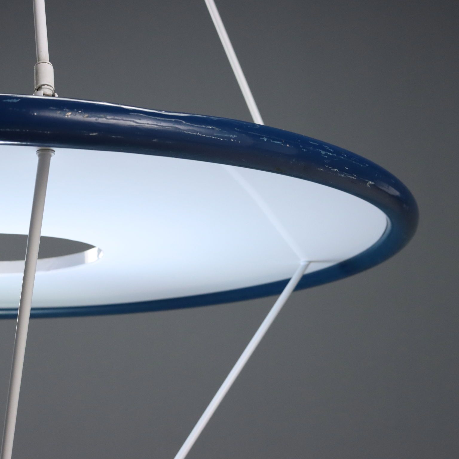 Vintage Zonca Hanglamp Geëmailleerd Metaal Design Italië jaren 1980 photo vinterior