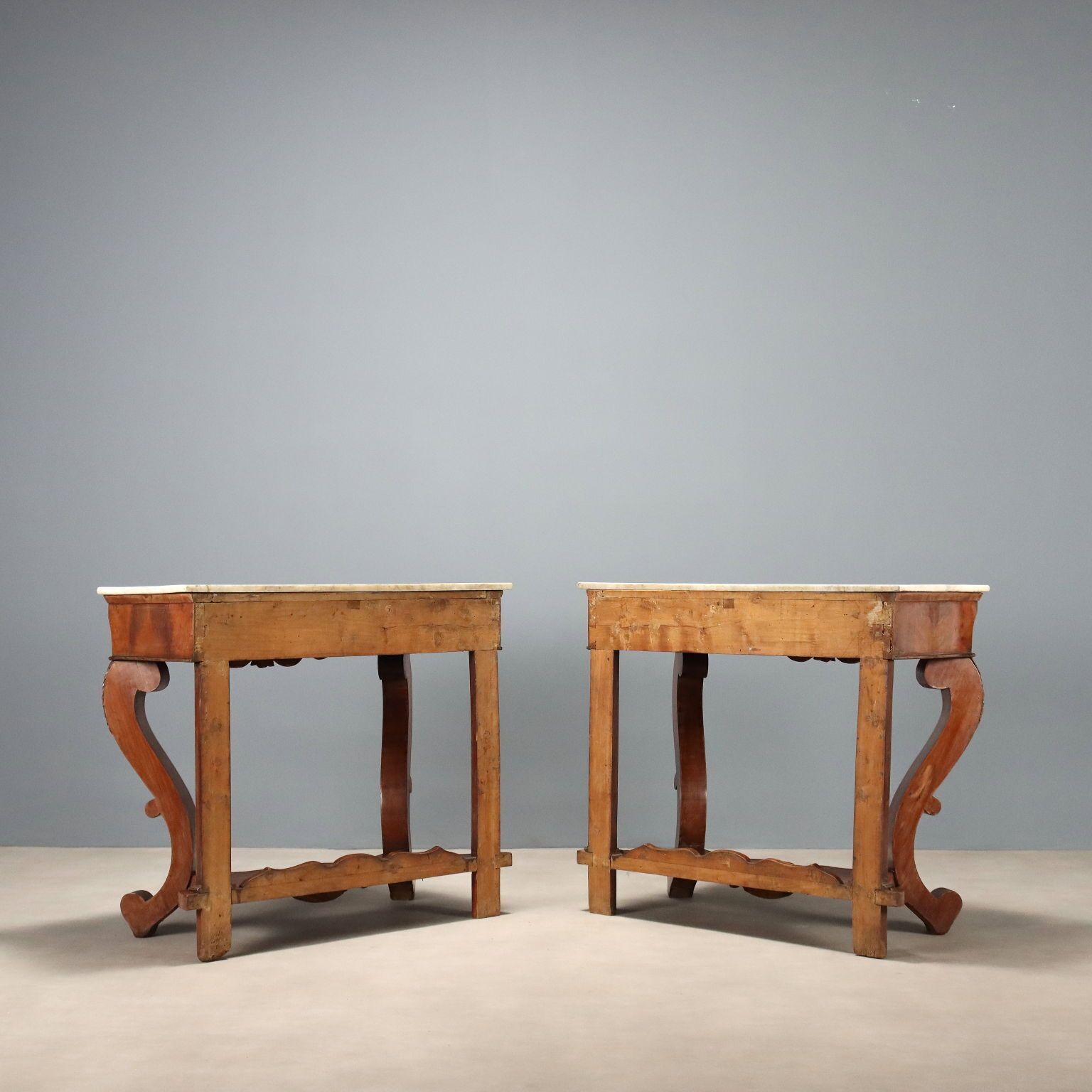 Furniture Coppia Di Consolle Luigi Filippo In Mogano photo