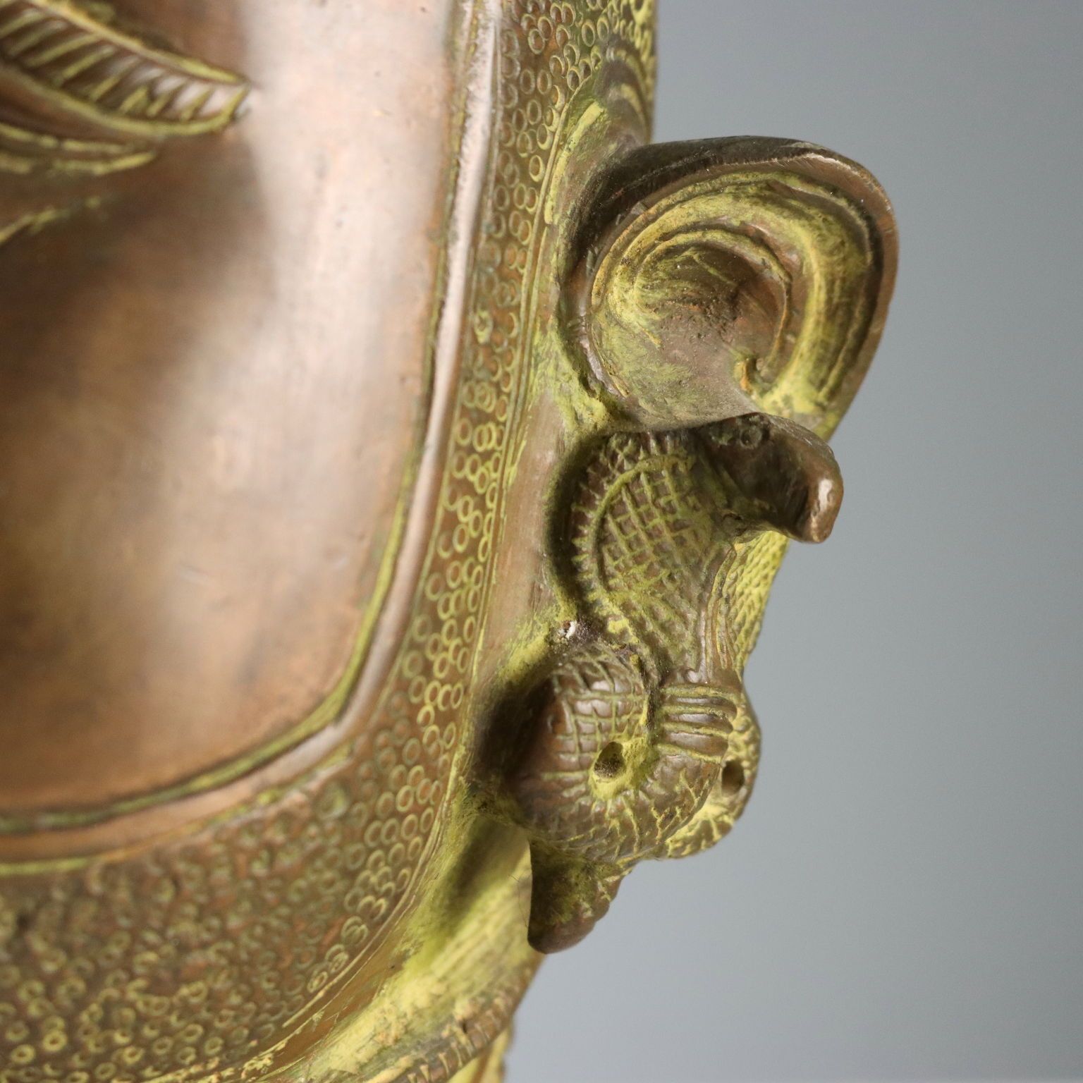 Tête de Shiva Mukhalingam en bronze d'époque, Inde, XXe siècle photo vinterior