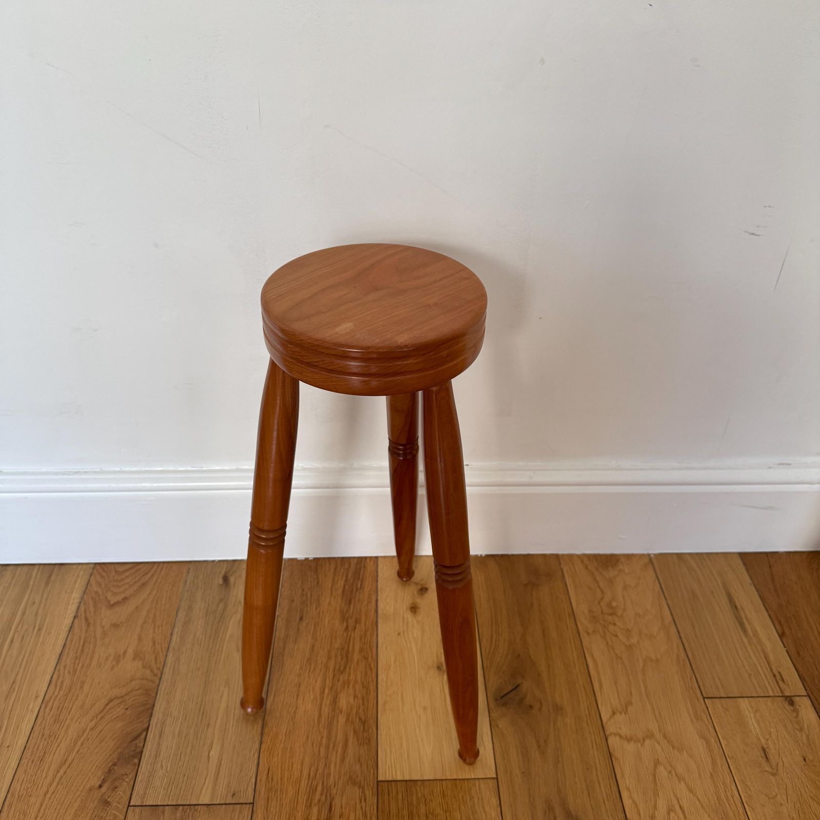 Vintage Wooden Three‑Leg Stools – Hand‑Turned Solid Wood Rustic Farmhouse Seating / Side Tables photo buy