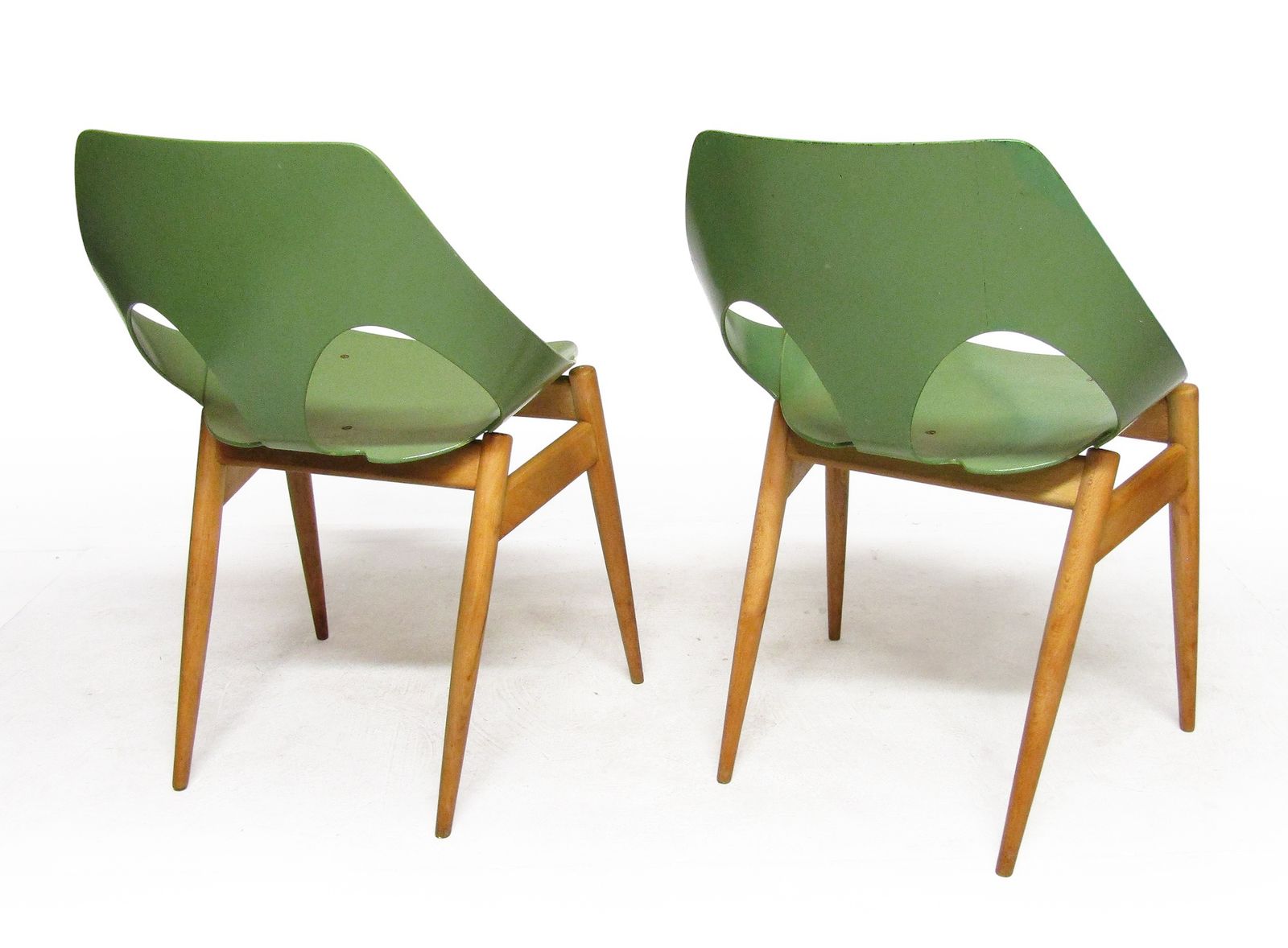 Pair Of Two Green 1950s Bent Ply Jason Chairs By Carl Jacobs For Kandya photo buy