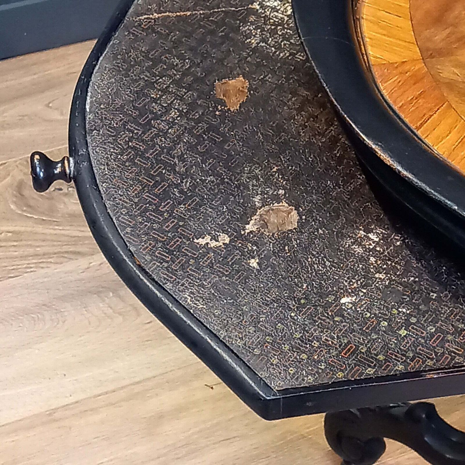 583.0 Antique Wine Table, Dutch William III In Horrix Style photo