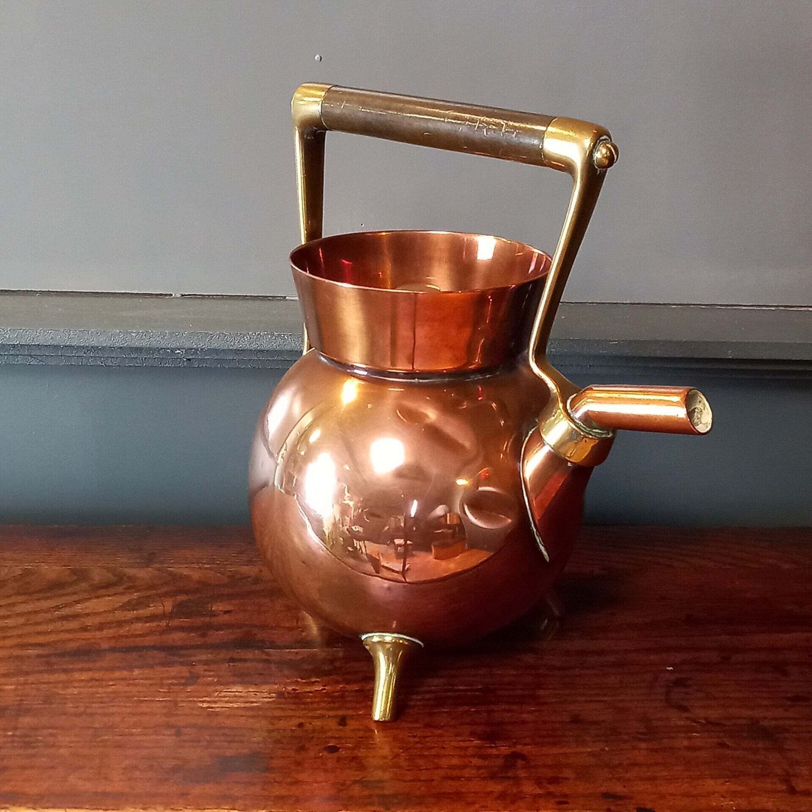 Christoffer Dresser, British Aesthetic Movement Teapot, 1800s photo Home Decor