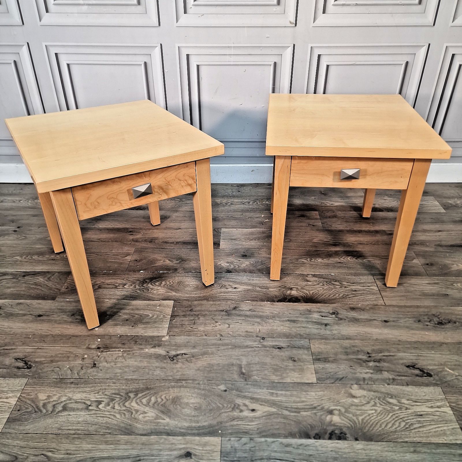 Pair 2 Bedside Tables Maple Veneer Drawers Lamp Side Cabinet Nightstands Retro