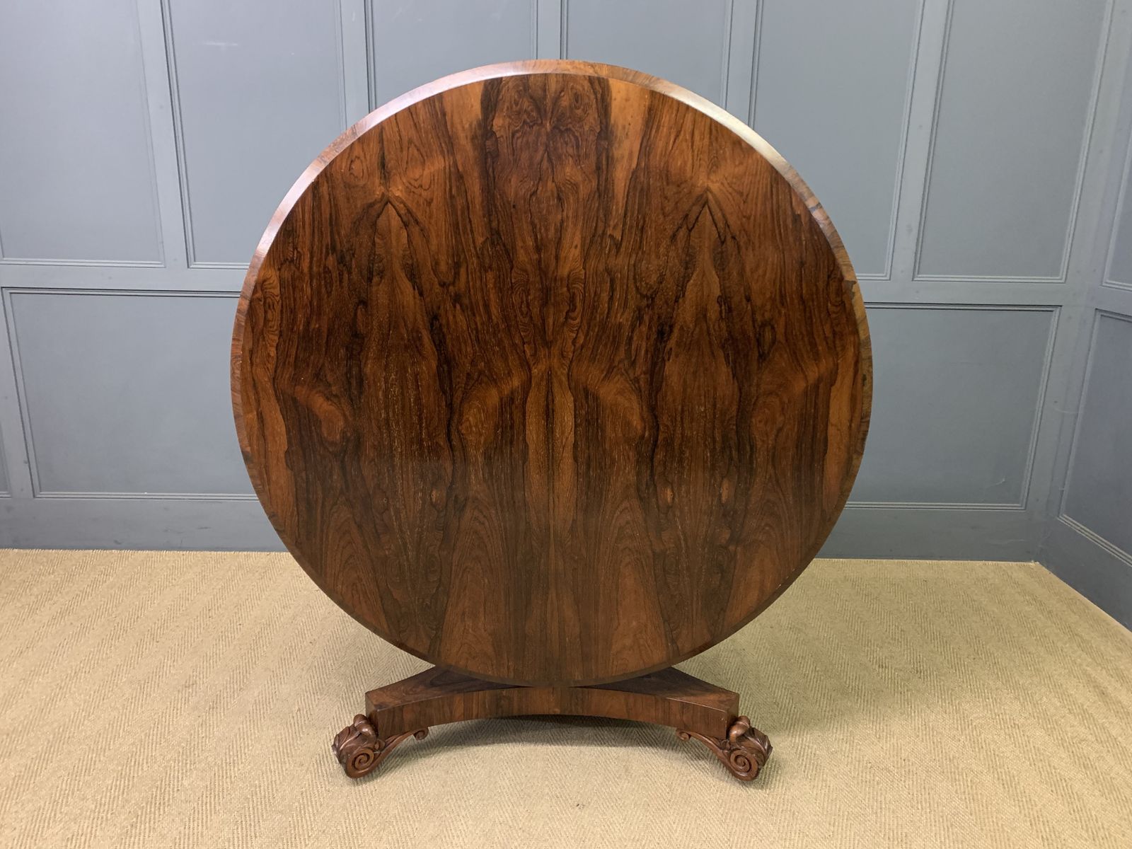 1650.0 William IV Rosewood Loo Table photo