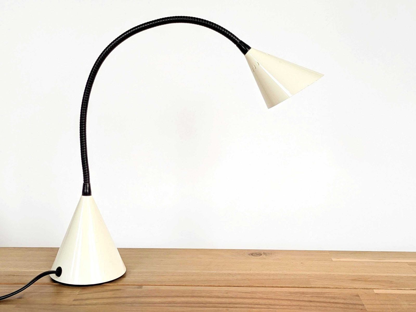 Egoluce Twist Desk Lamp By Sandi Renko Italy 1980s Cream Gooseneck Minimalist Design