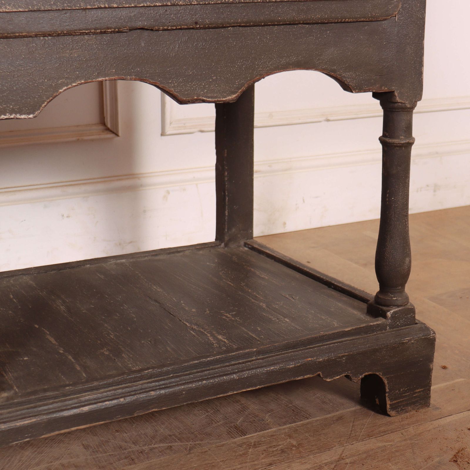 English Painted Potboard Dresser Base photo vinterior