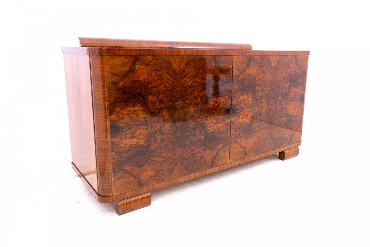 Art Deco Buffet, Poland, Circa 1930. After Renovation. photo vinterior