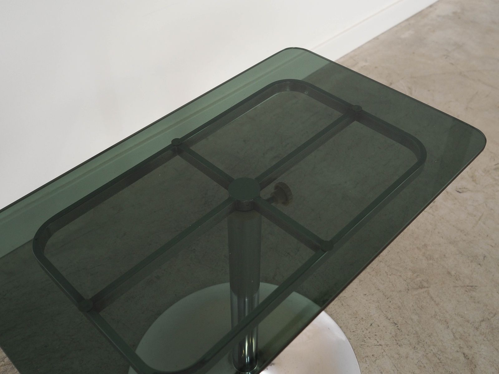 photo for sale Glazen Salontafel, Italiaans Design, Jaren 1970, Geproduceerd Door Allegri