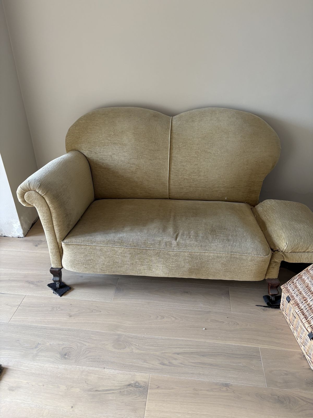1920’s Artdeco Drop End Sofa And Matching Armchairs photo for sale