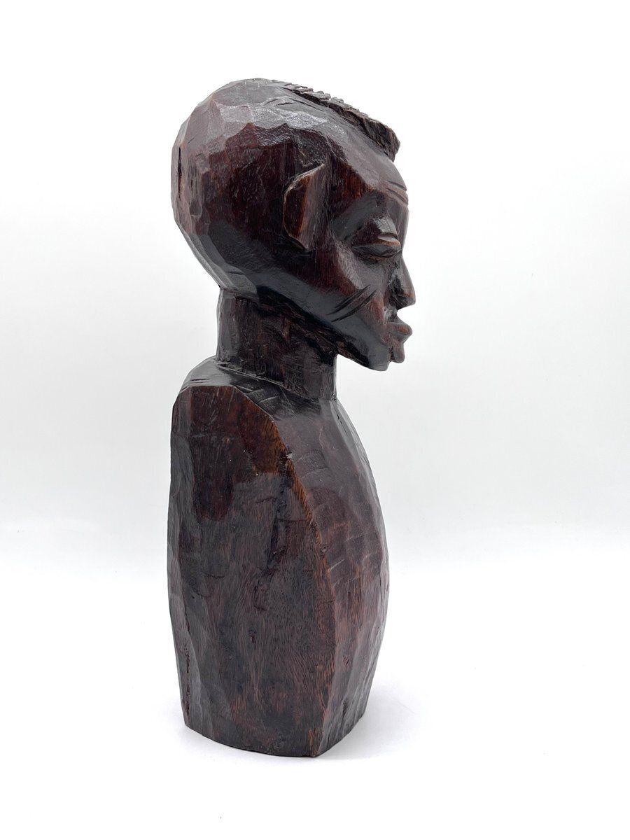 African Hand Carved Sculpture Bust Made Of Hardwood photo for sale