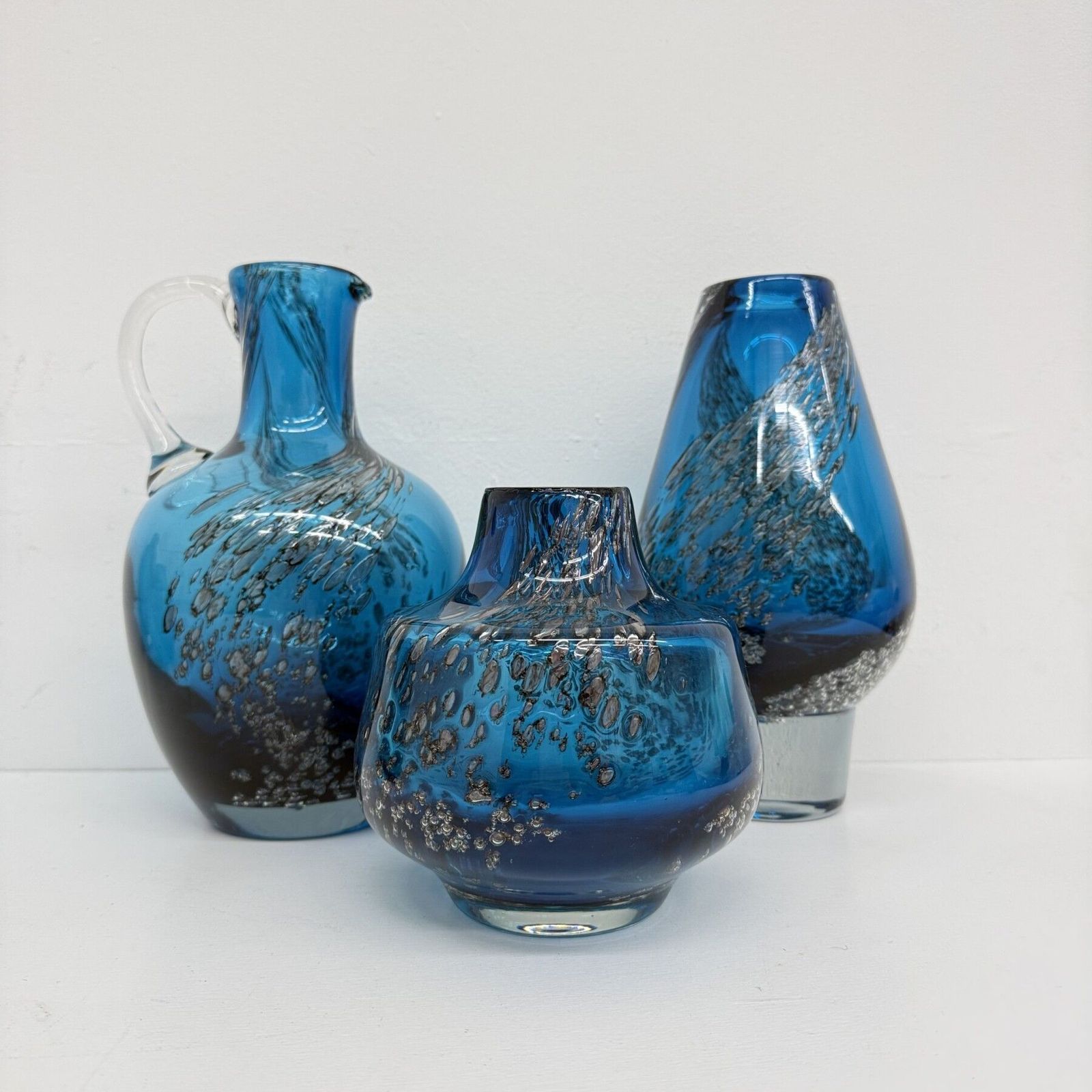 Set van 6 Schott Wiesel glazen vazen Bavarian Glass Art 'Florida' door Heinrich Löffelhardt, blauwe bubbels, jaren 1970, Duitsland photo Woonaccessoires