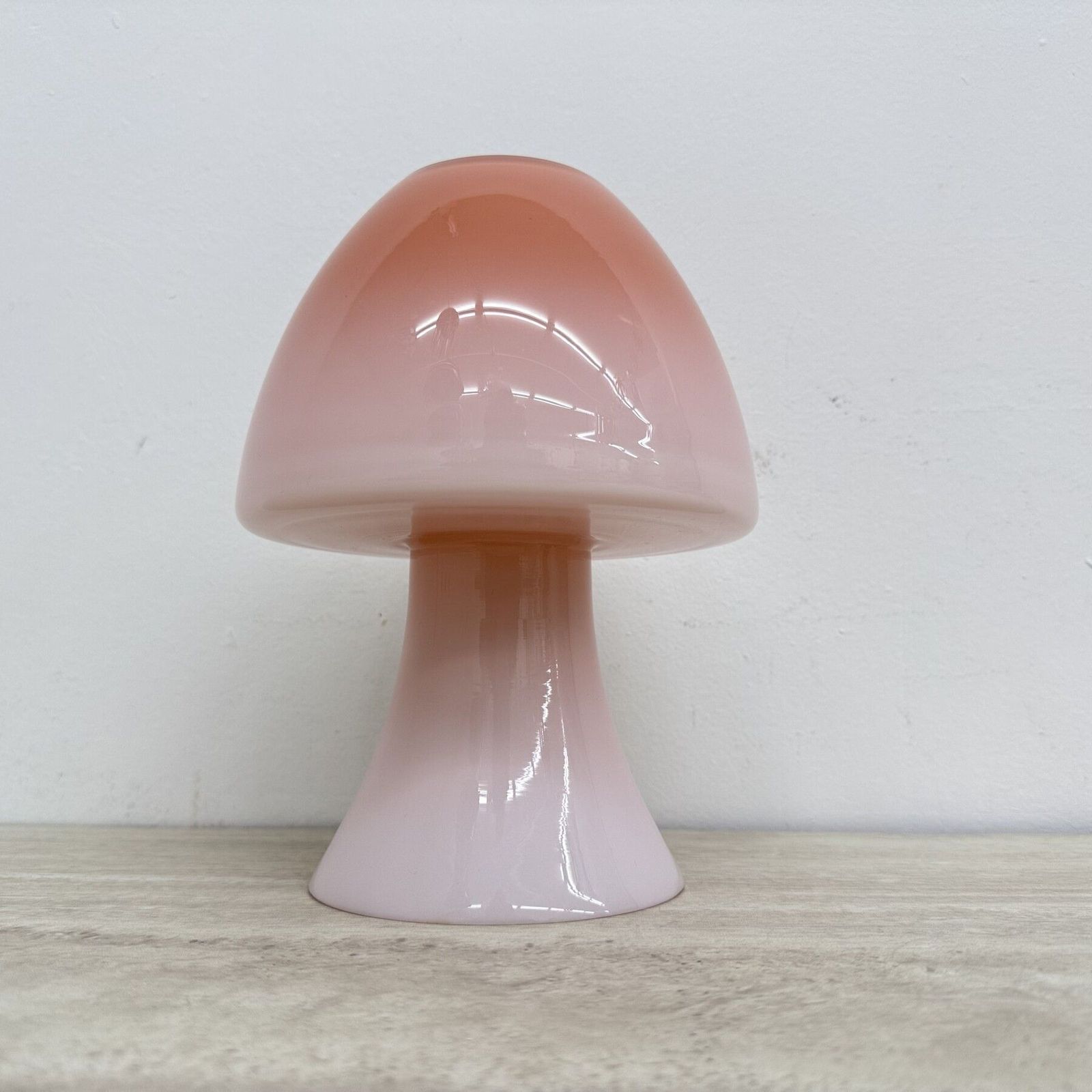 photo for sale Peil & Putzer roze glazen paddenstoellamp, jaren 1970