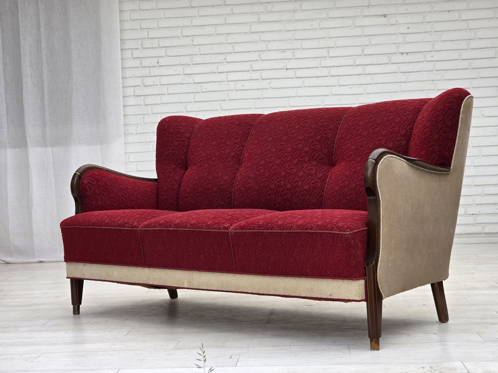 photo buy 1950s, Danish 3 Seater Sofa, Original Red/Beige Furniture Wool.