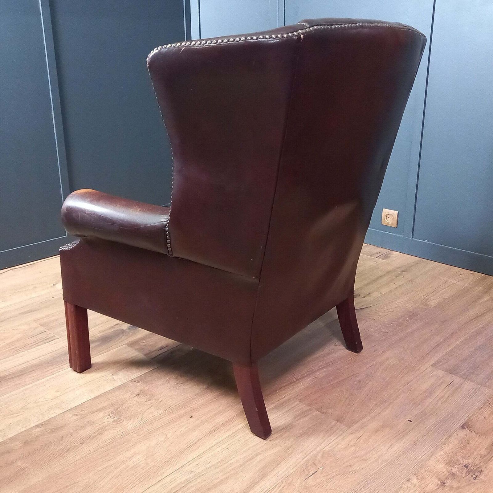 2x Chesterfield Wingback Armchair photo Furniture