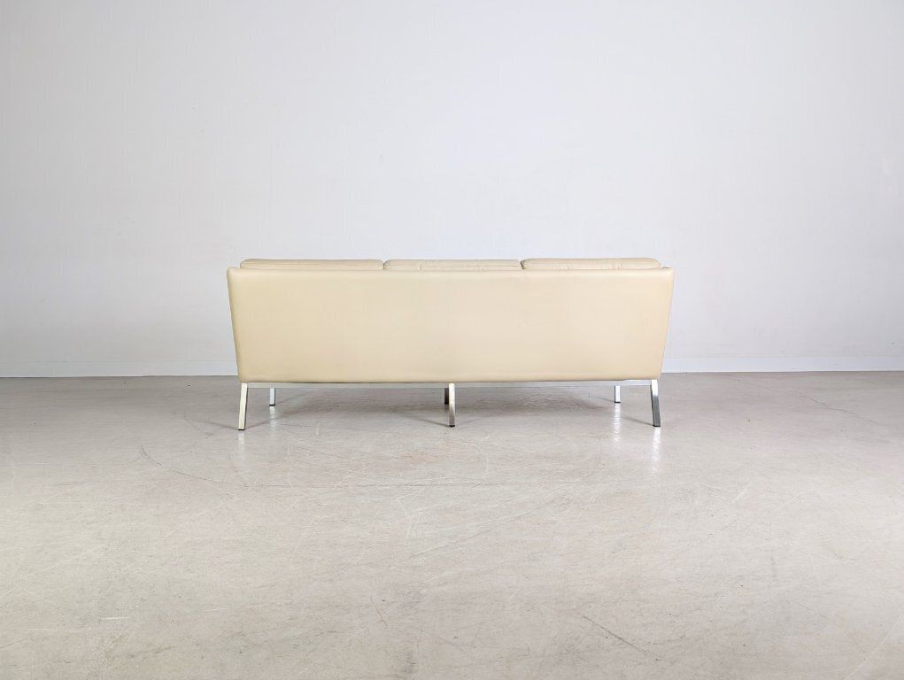 Original Roland Rainer Leather Sofa Couch, Wk Wohnen Vienna 1980 photo vinterior