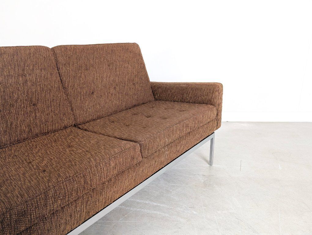 Canapé Knoll International modèle 65a, par Florence Knoll photo vintage
