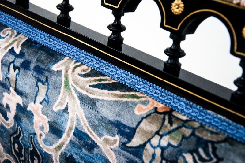 3274.0 Antique Sofa   Hans Makart, Austria, First Half Of The 19th Century. After Renovation. photo